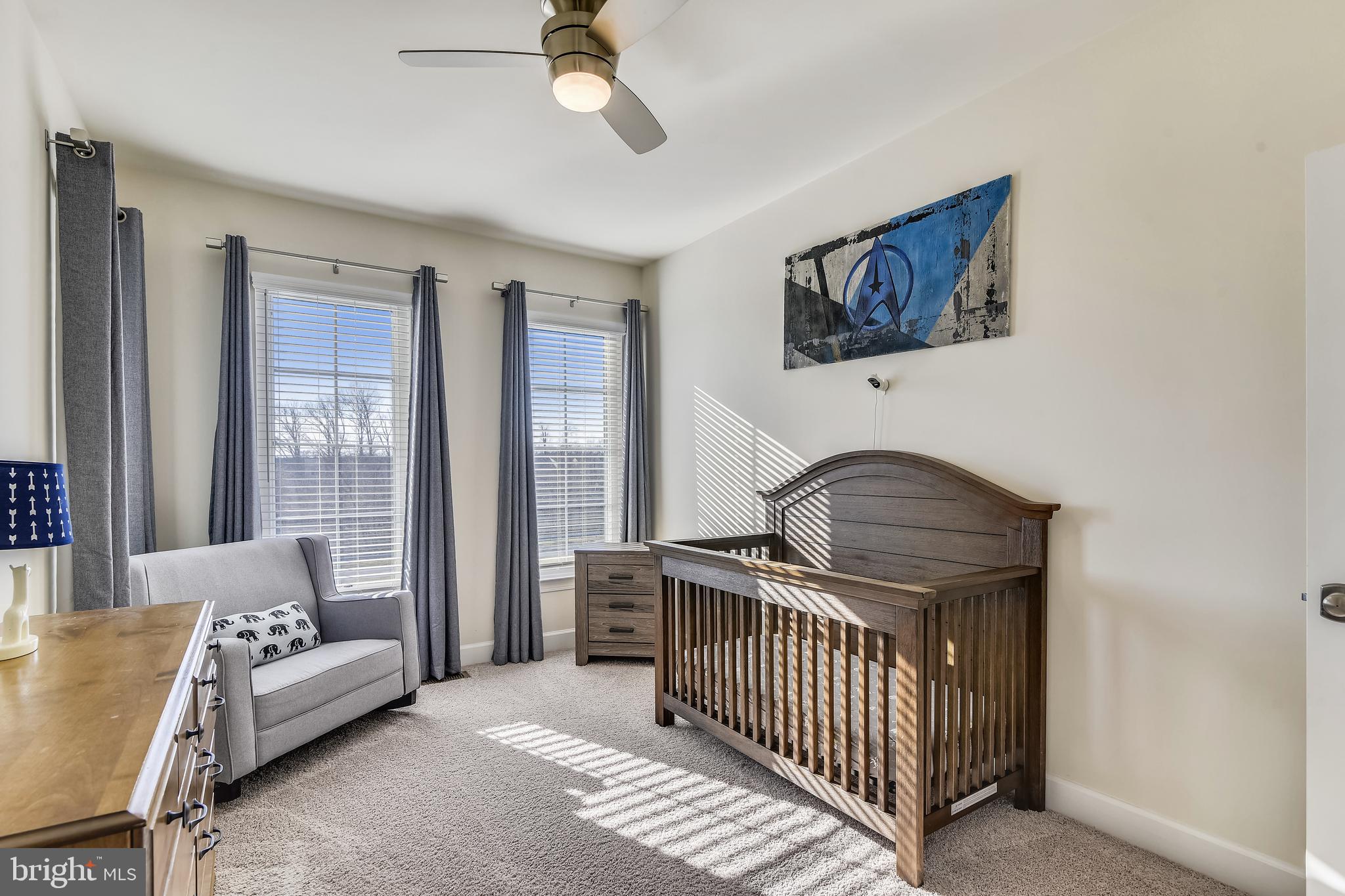 ONE LOUDOUN - Residential