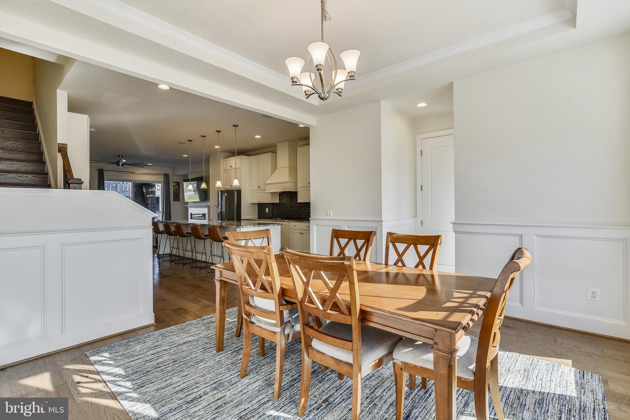 ONE LOUDOUN - Residential