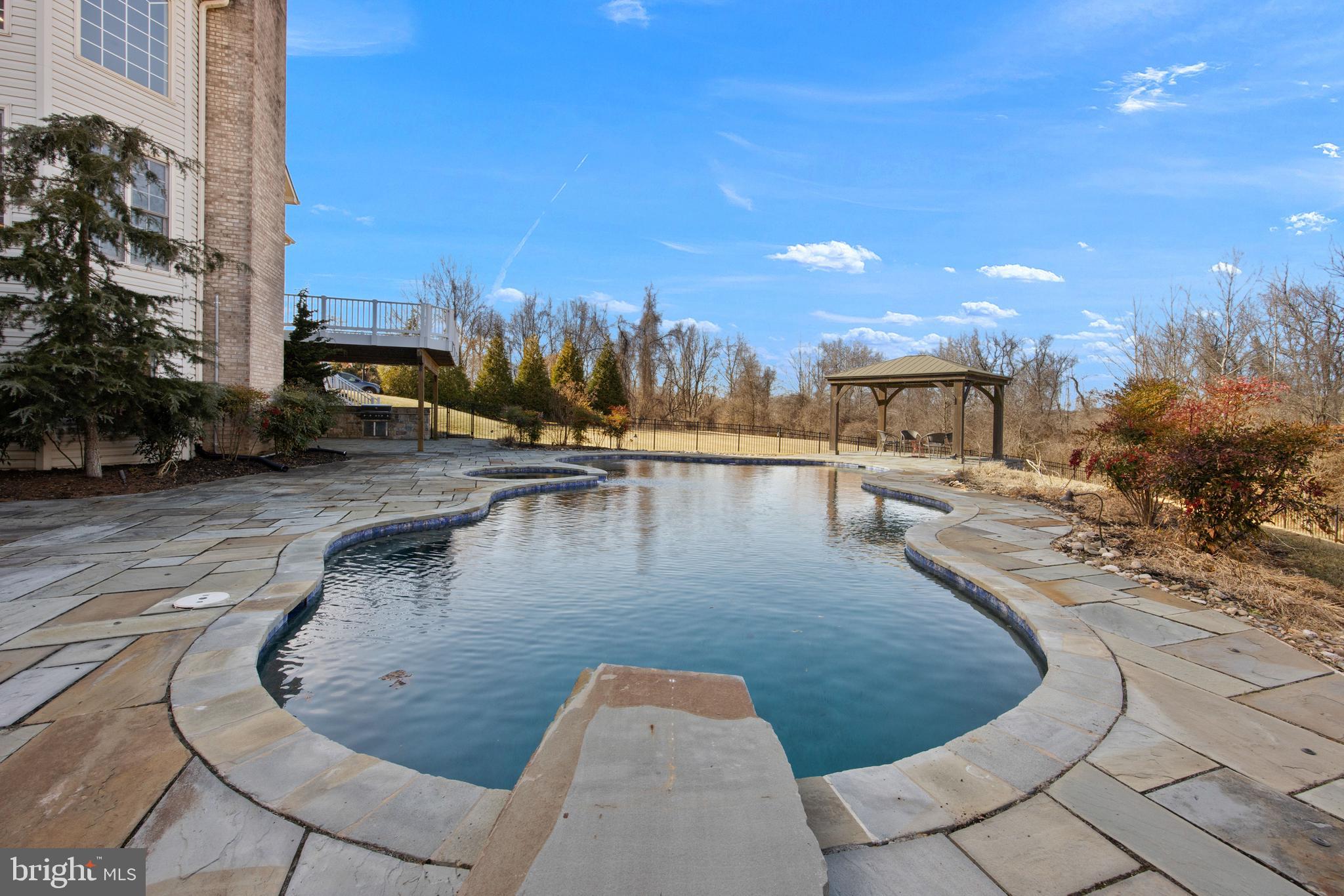 PRESERVE AT HUNT VALLEY - Residential