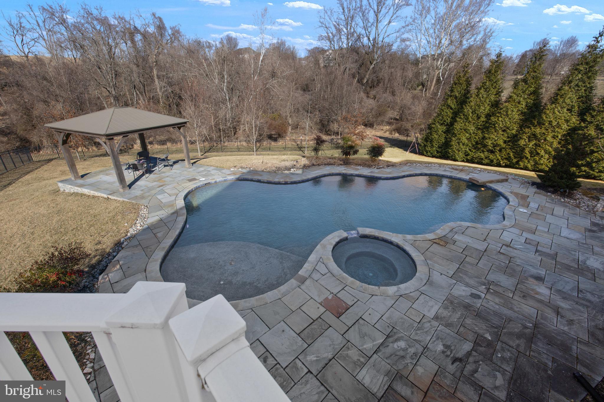 PRESERVE AT HUNT VALLEY - Residential