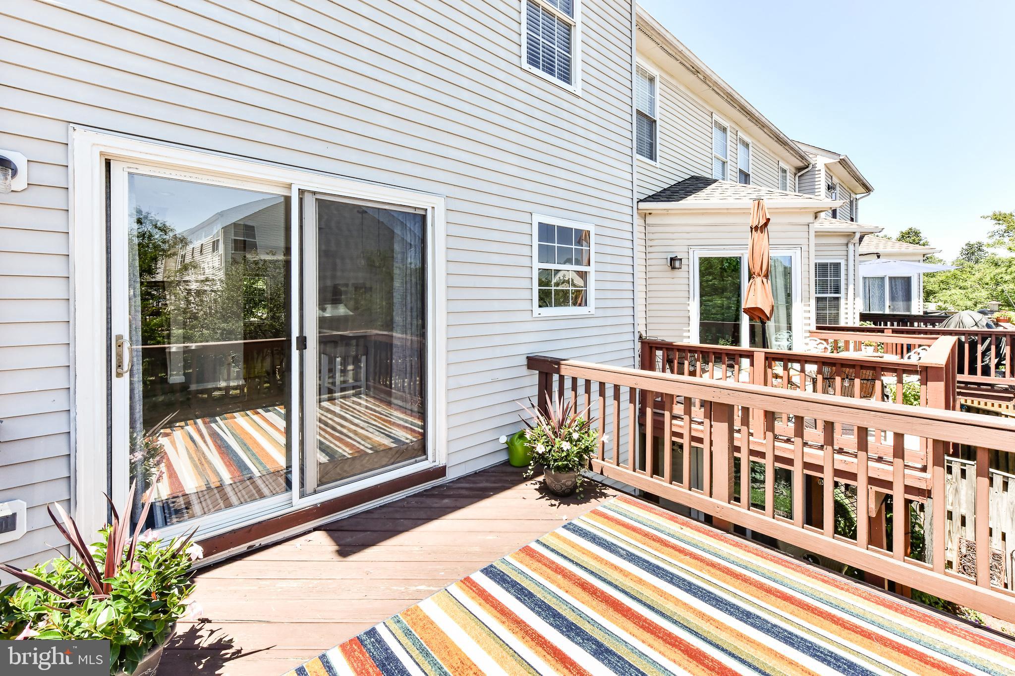 SOUTH RIDING - Residential Lease