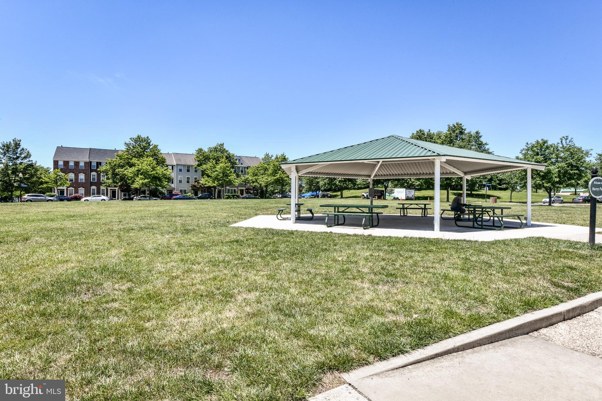 SOUTH RIDING - Residential Lease