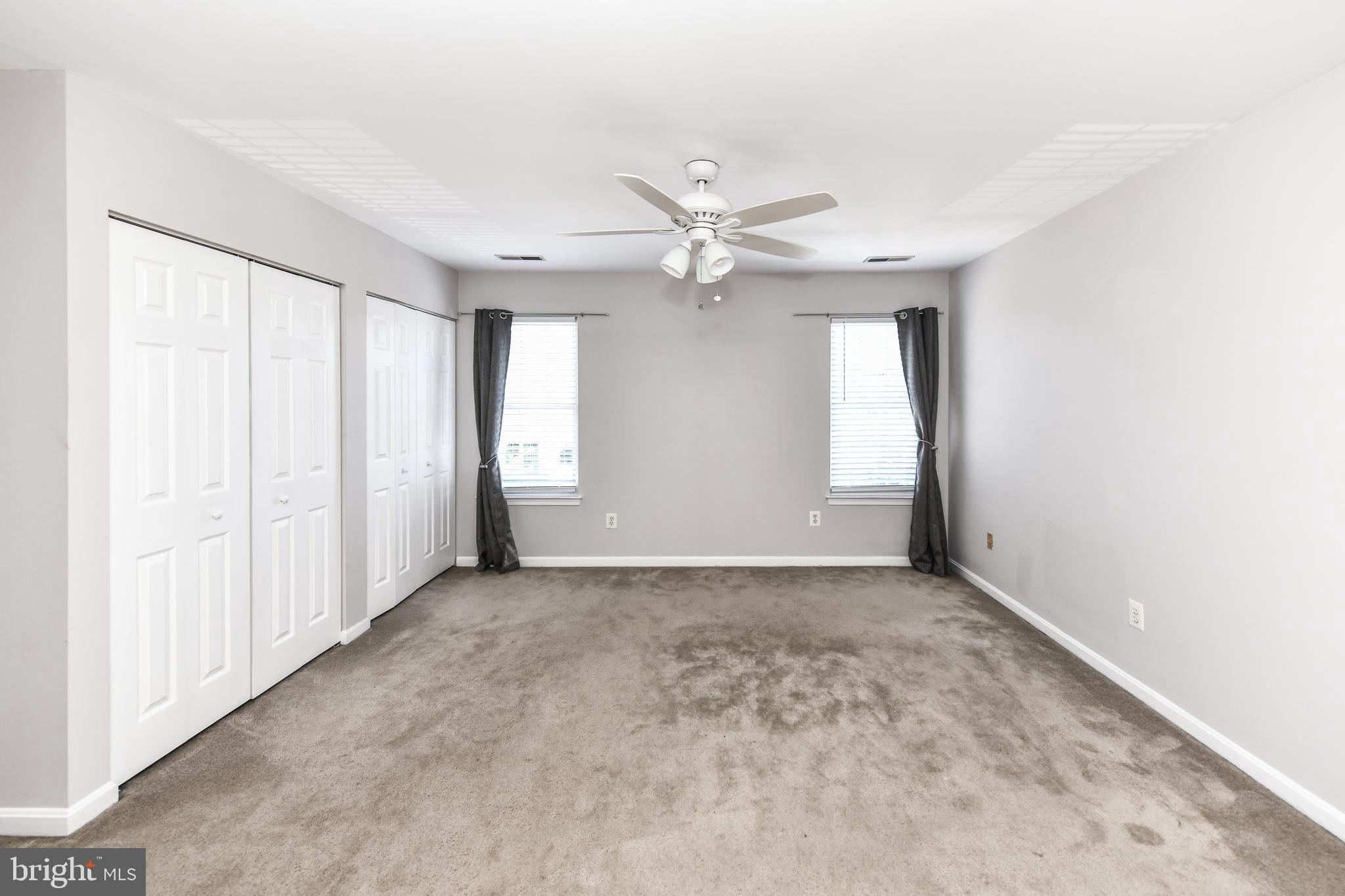 SOUTH RIDING - Residential Lease