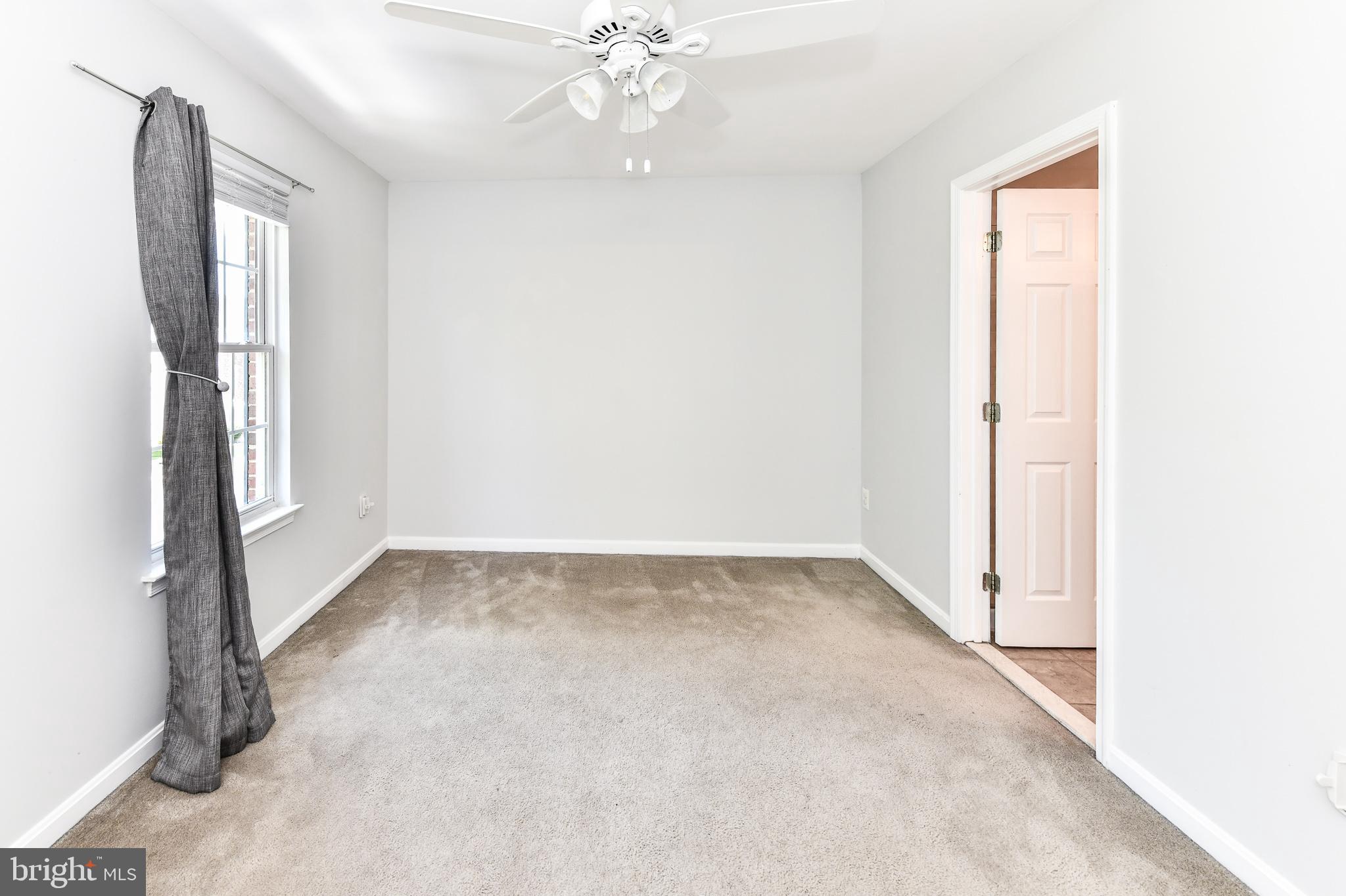 SOUTH RIDING - Residential Lease