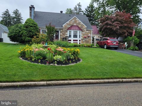 Photo of 425 Newton Road #HATBORO, HATBORO, PA 19040 (MLS # PAMC2180128)