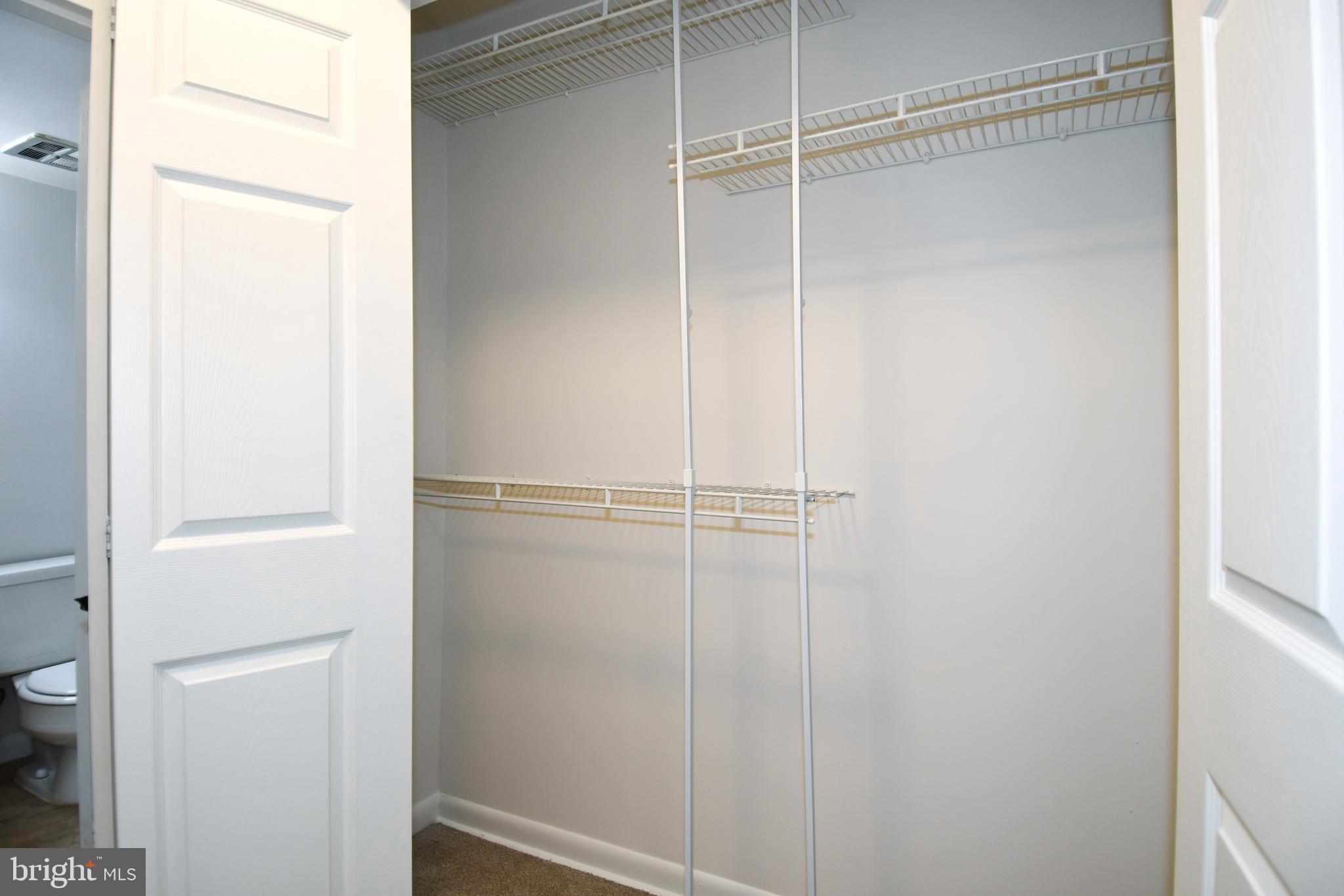 TREETOP CONDO - Residential