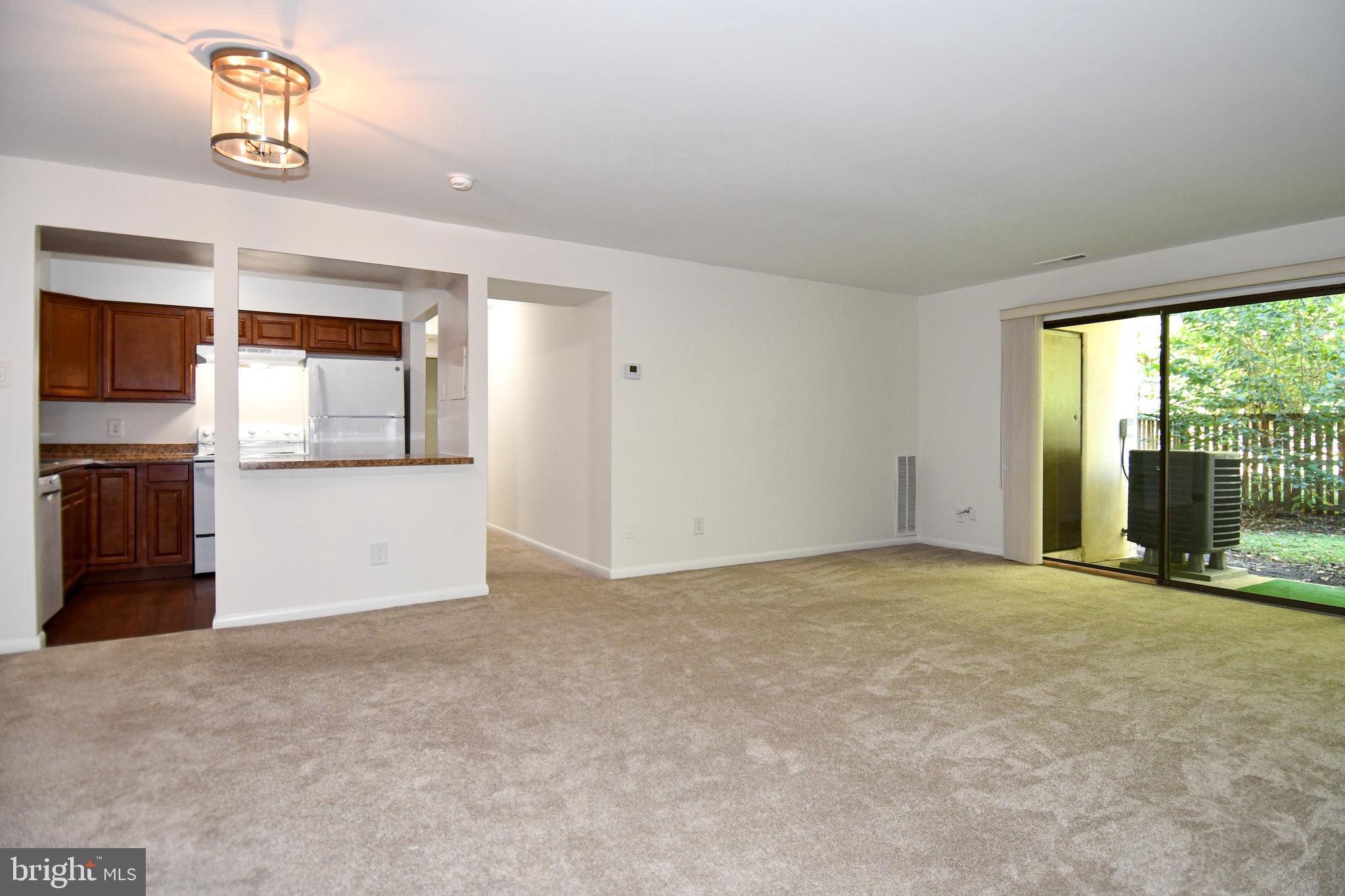 TREETOP CONDO - Residential