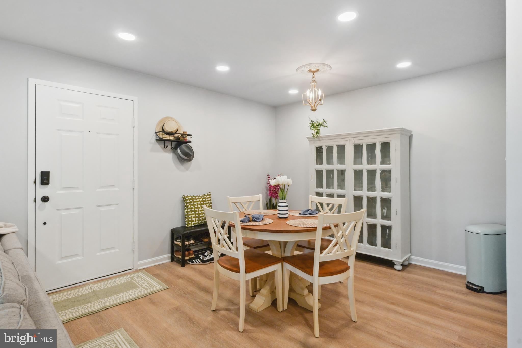 OLDE MILL - Residential