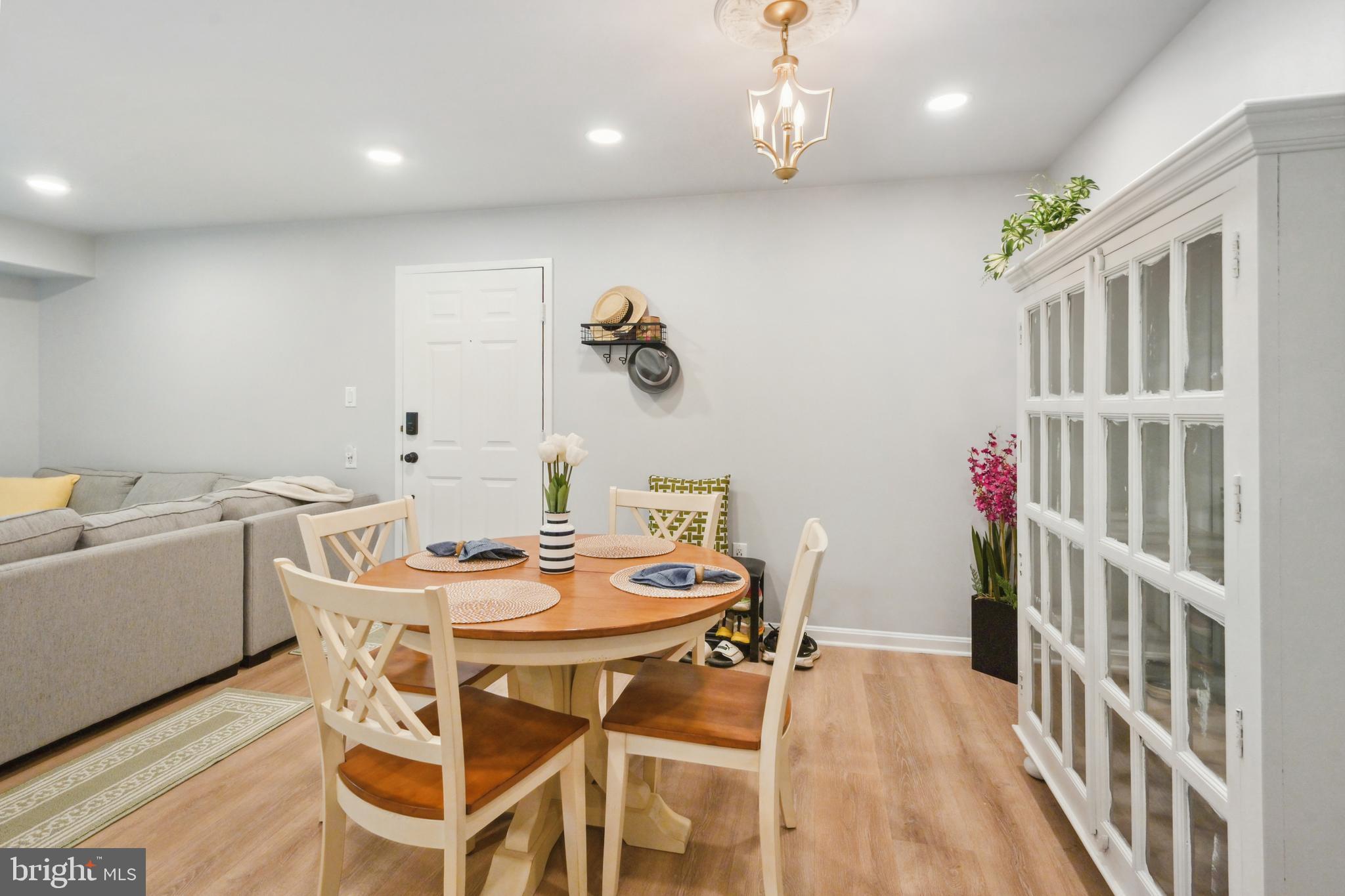 OLDE MILL - Residential