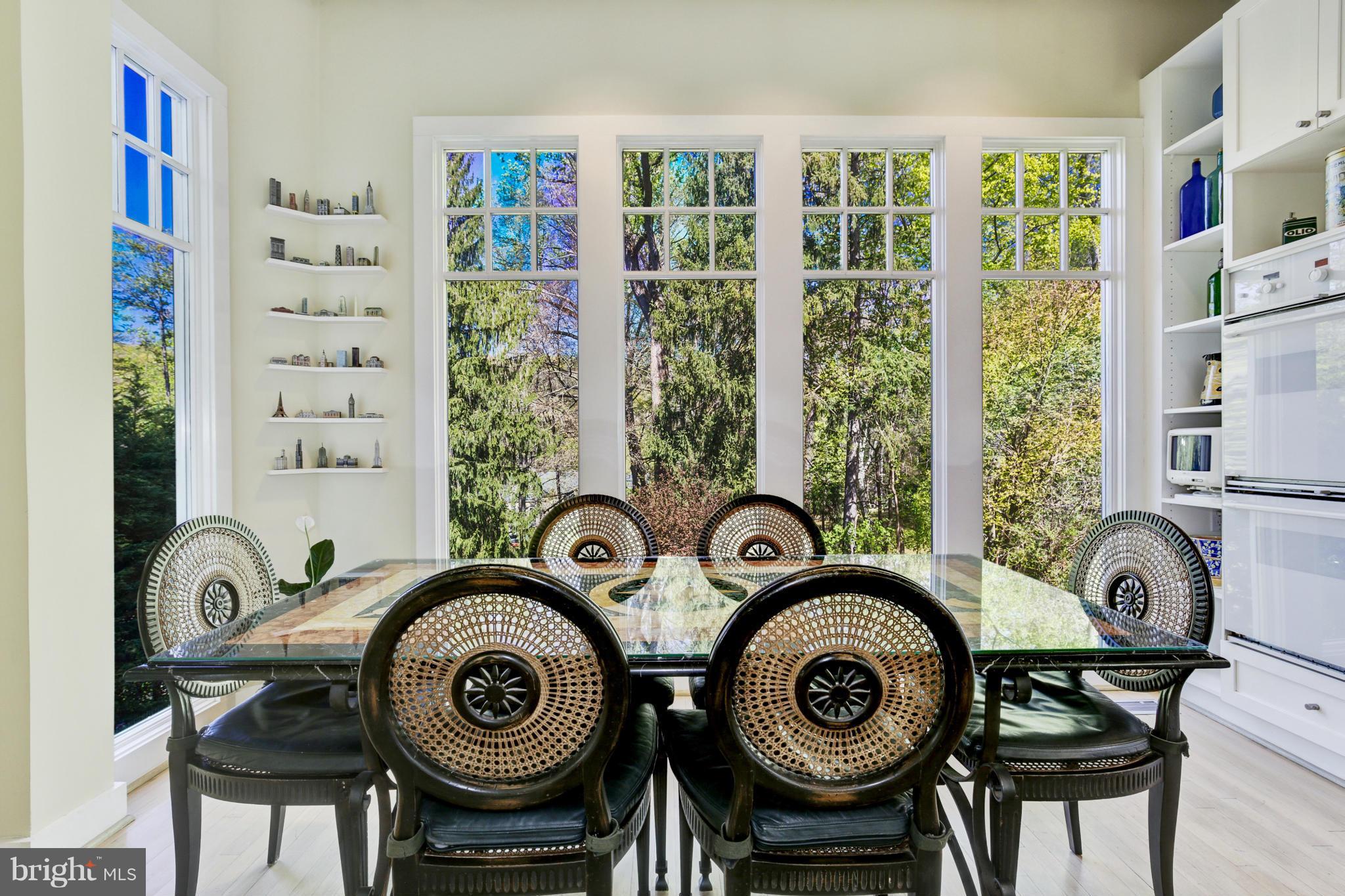 FOREST HILLS - Residential