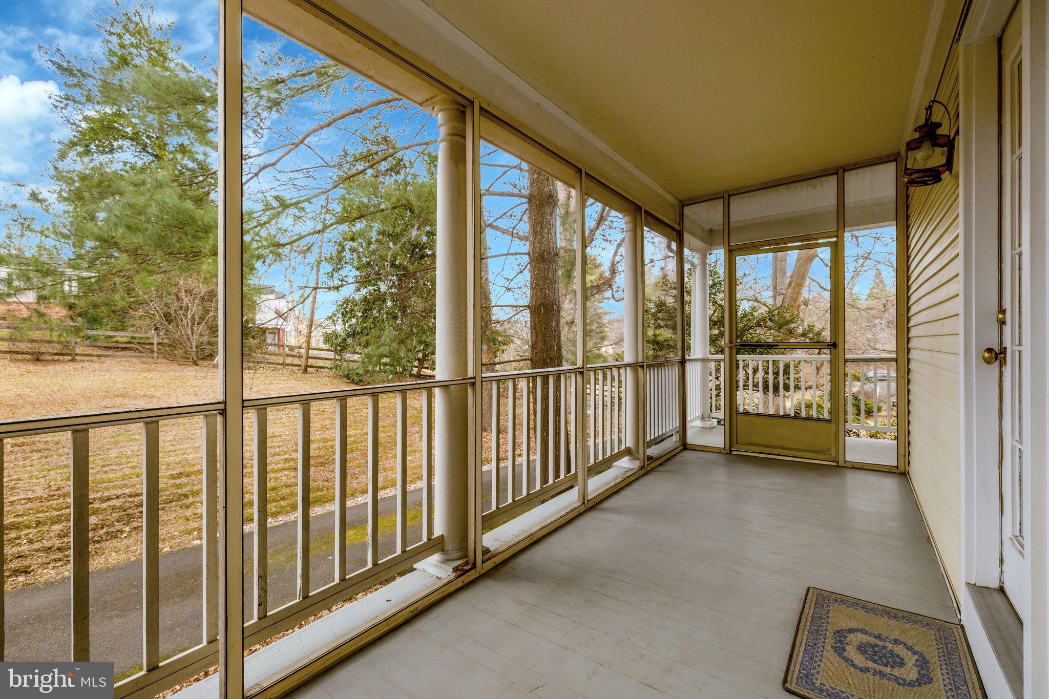 LEOPOLDO ARAGON - Residential