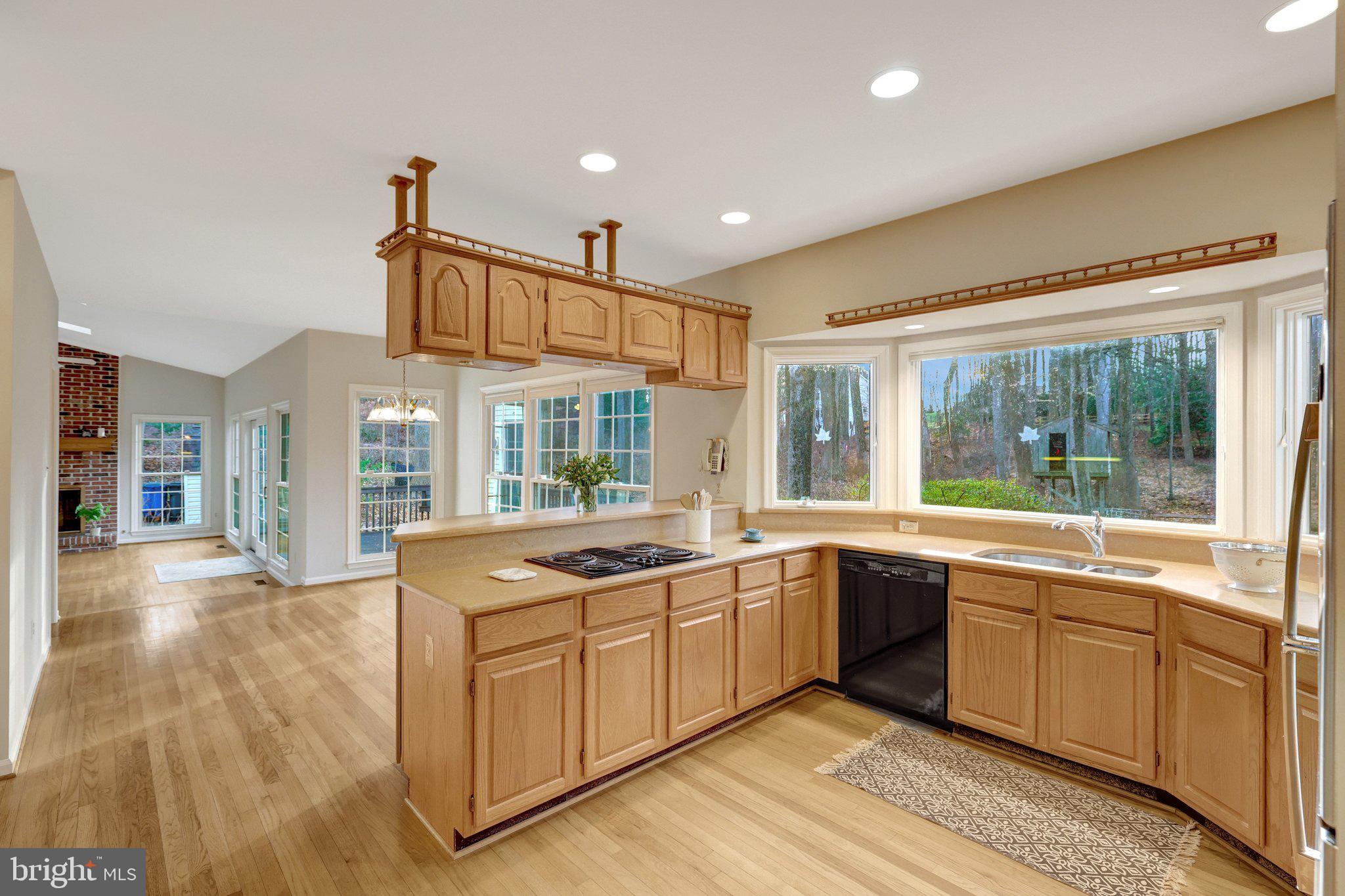 LEOPOLDO ARAGON - Residential