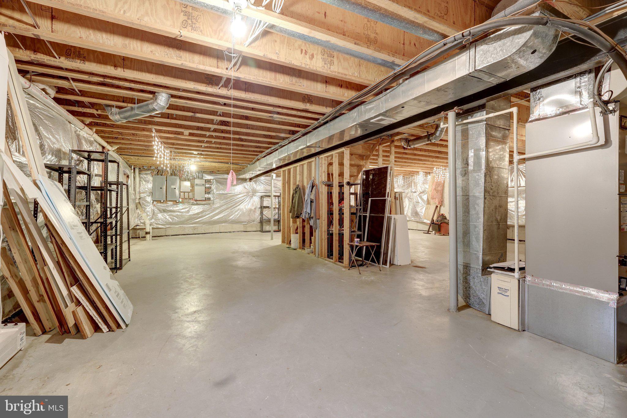 LEOPOLDO ARAGON - Residential