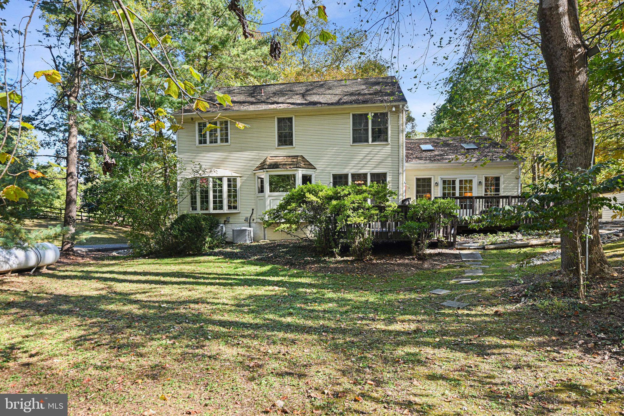 LEOPOLDO ARAGON - Residential