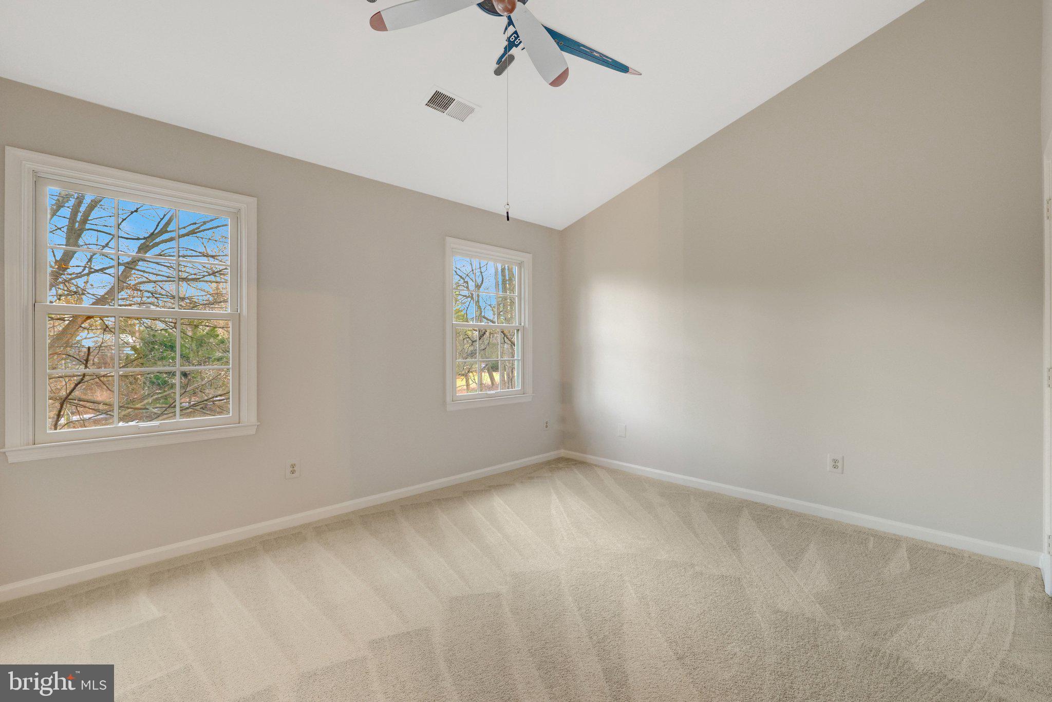 LEOPOLDO ARAGON - Residential