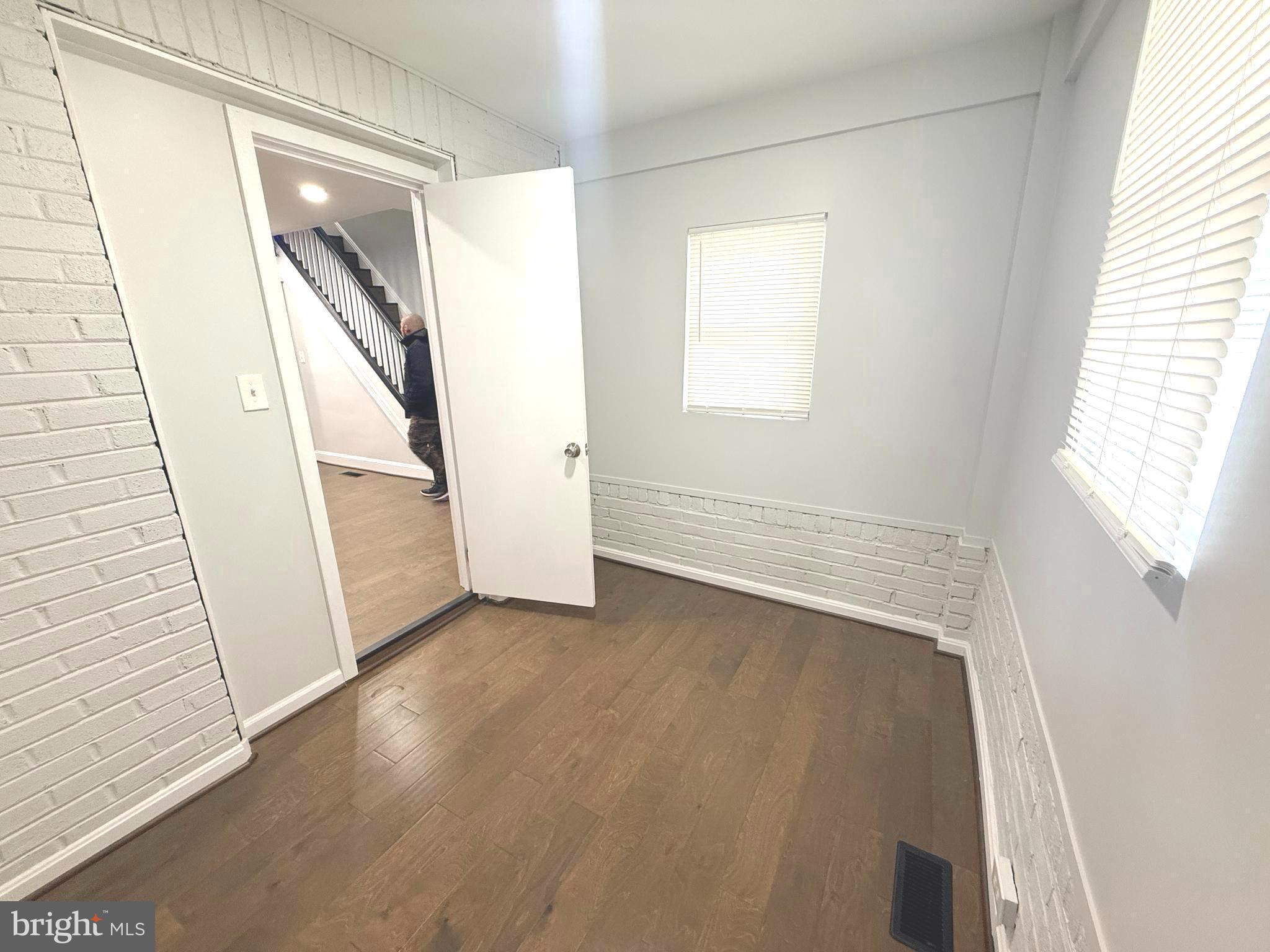 TOWANDA - Residential