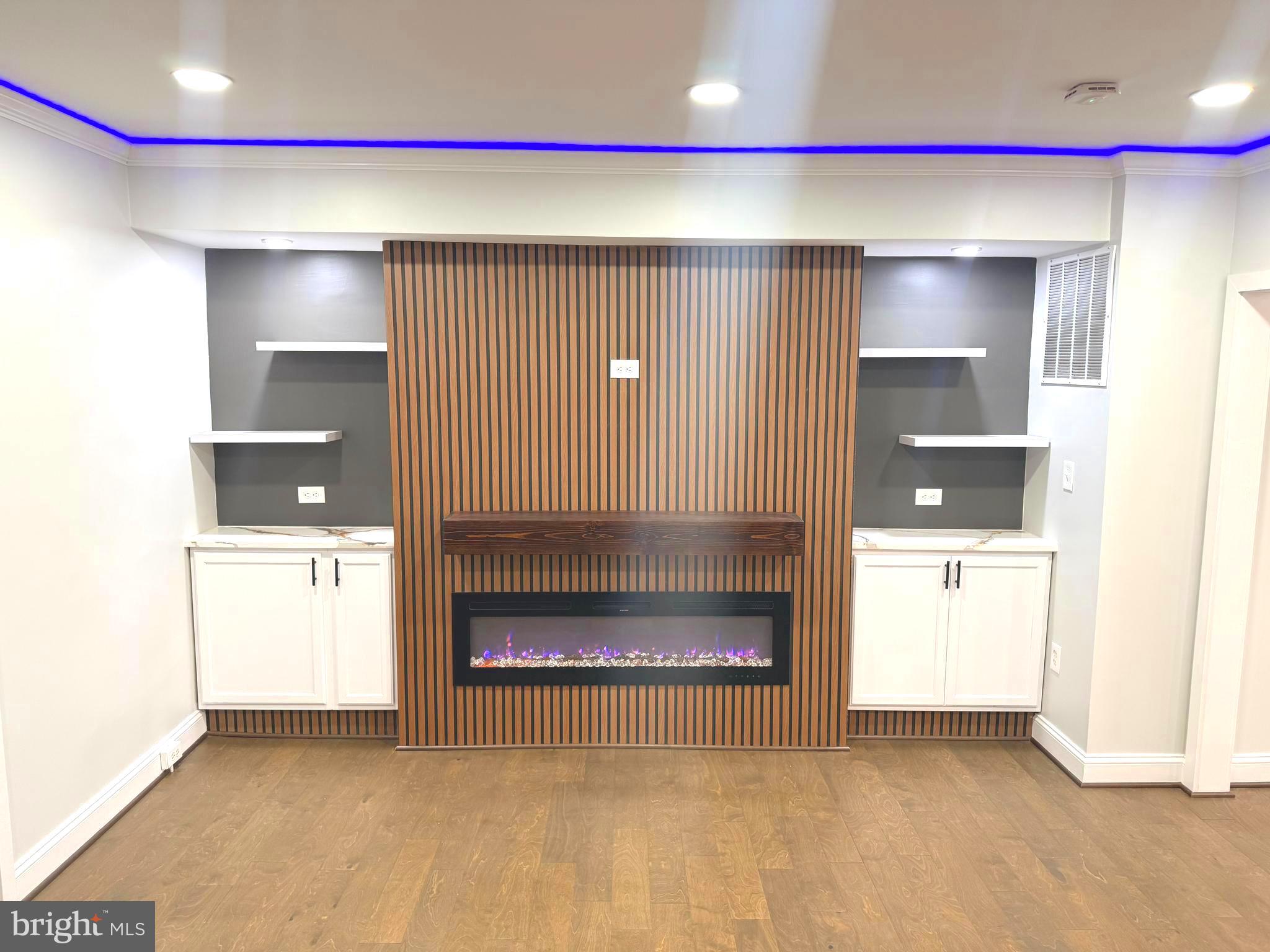 TOWANDA - Residential