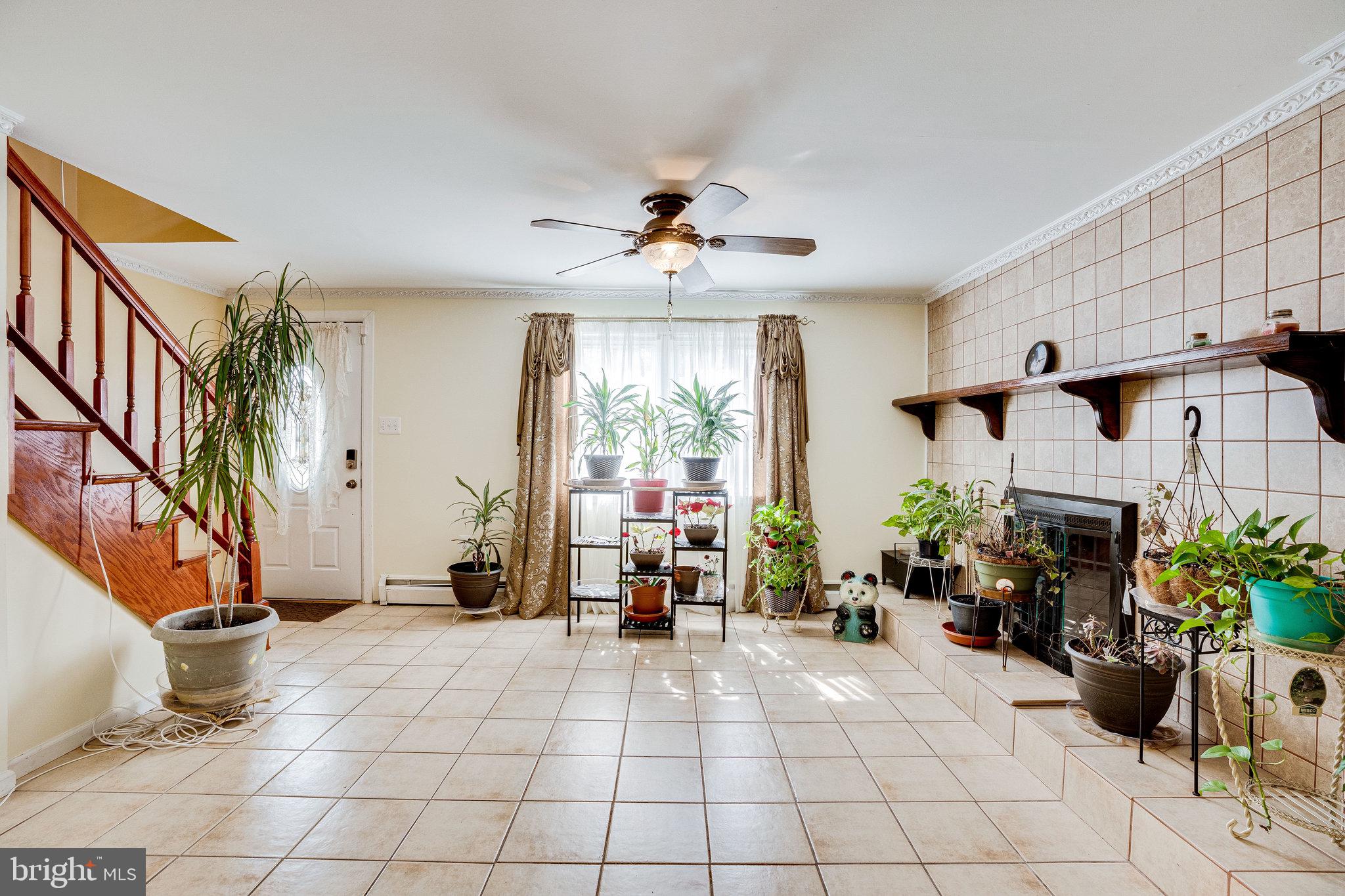 DALE CITY - Residential