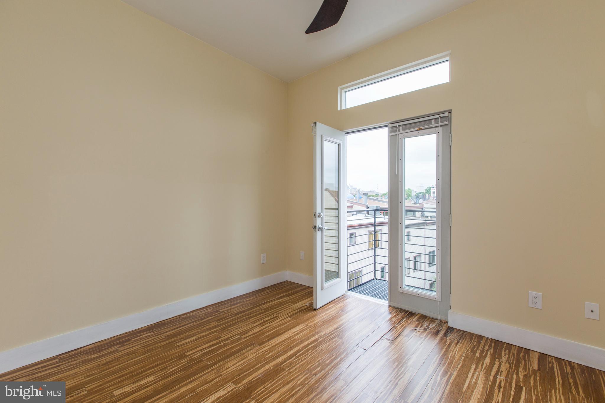 NORTHERN LIBERTIES - Commercial Sale