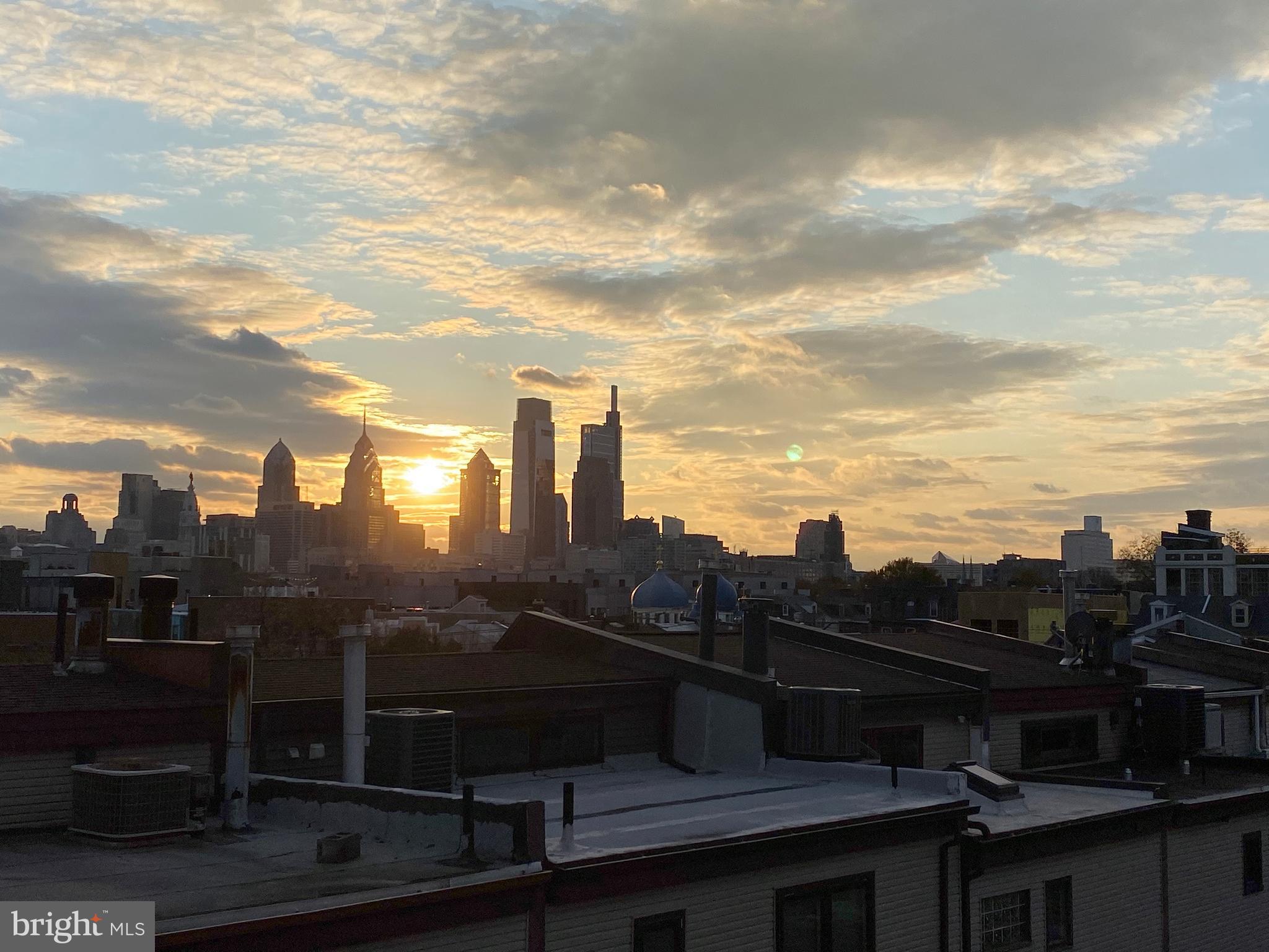 NORTHERN LIBERTIES - Commercial Sale