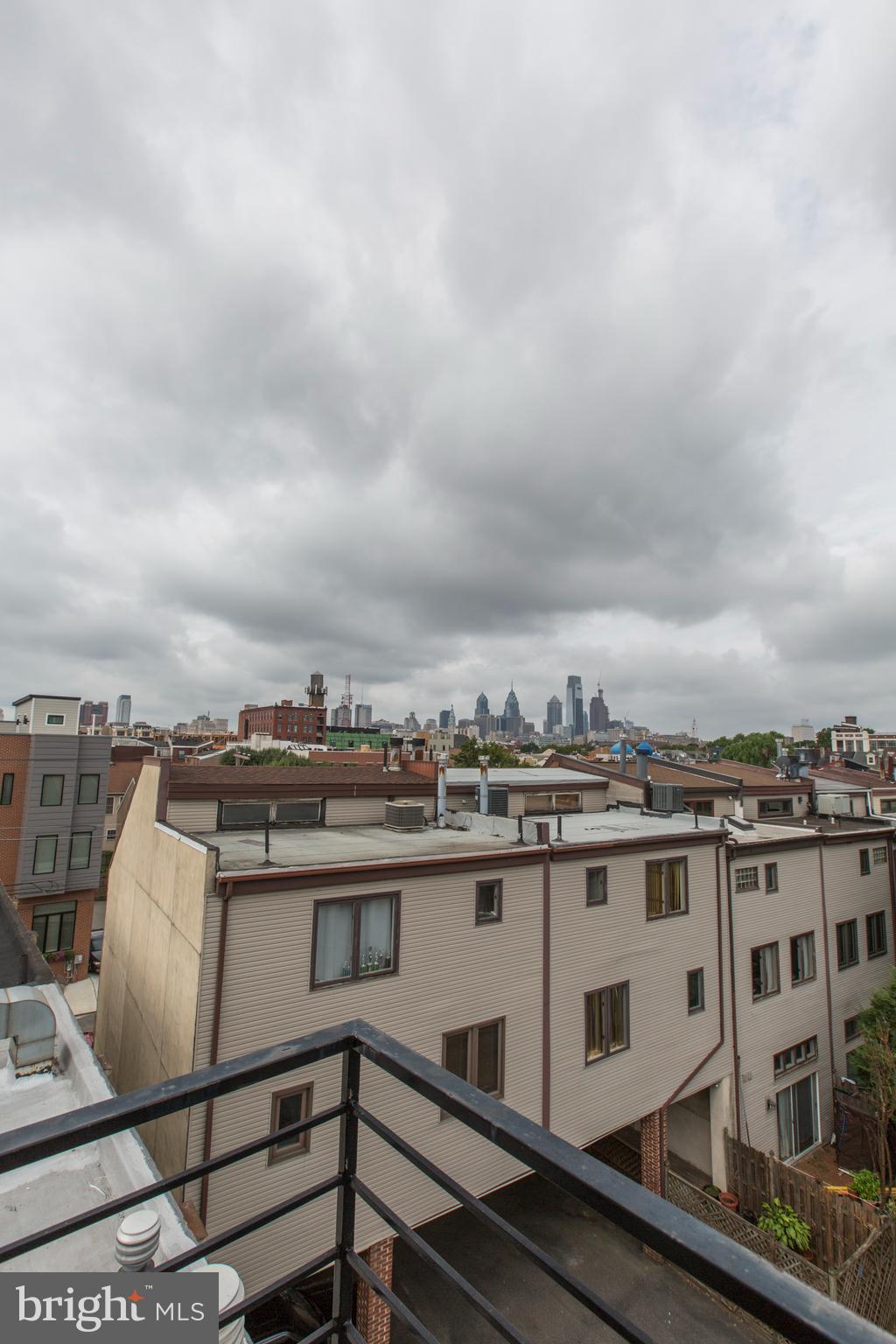NORTHERN LIBERTIES - Commercial Sale