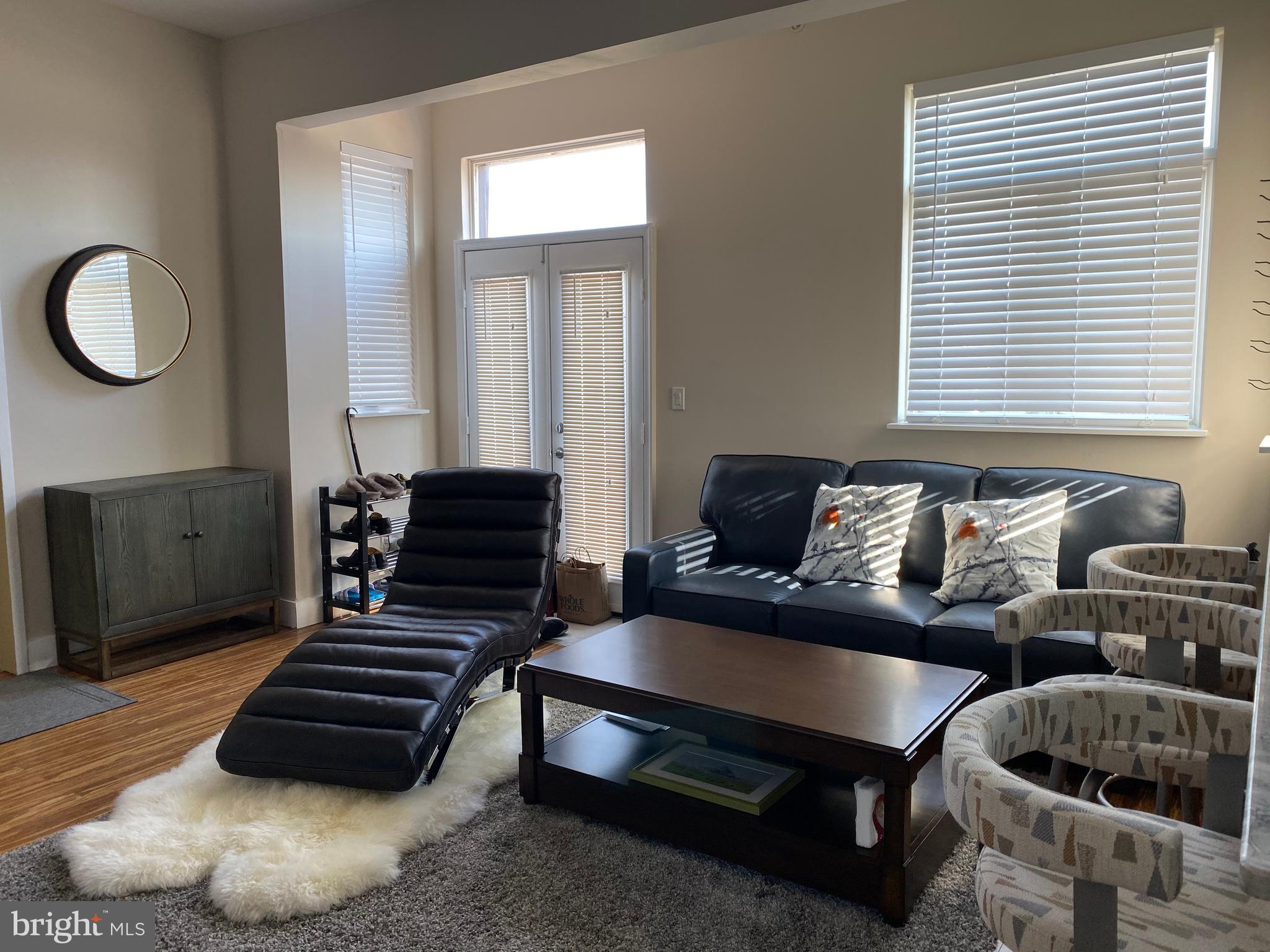 NORTHERN LIBERTIES - Commercial Sale