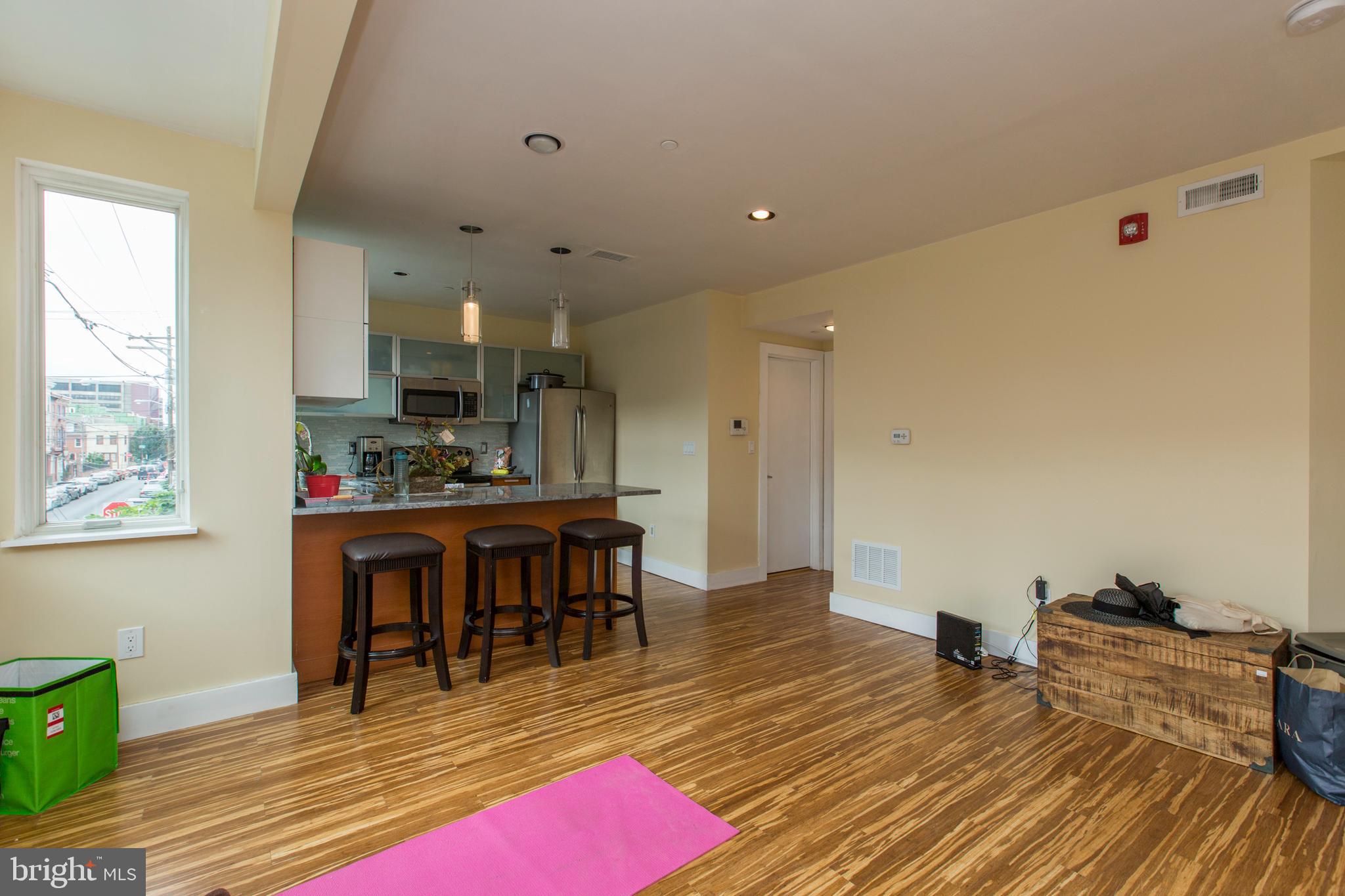 NORTHERN LIBERTIES - Commercial Sale