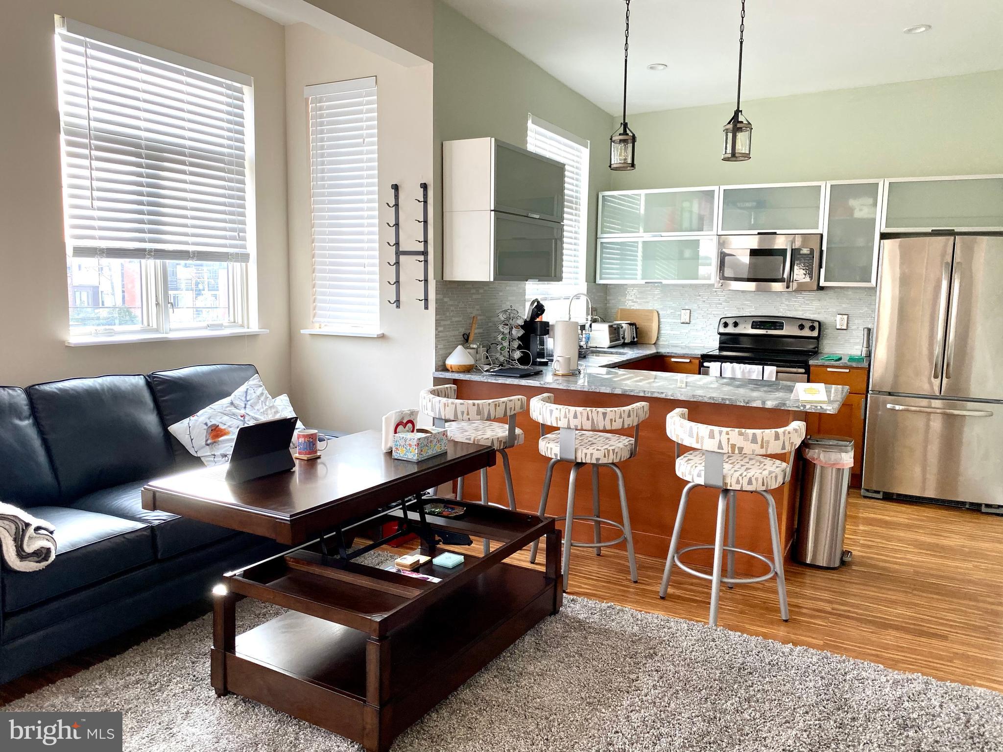 NORTHERN LIBERTIES - Commercial Sale