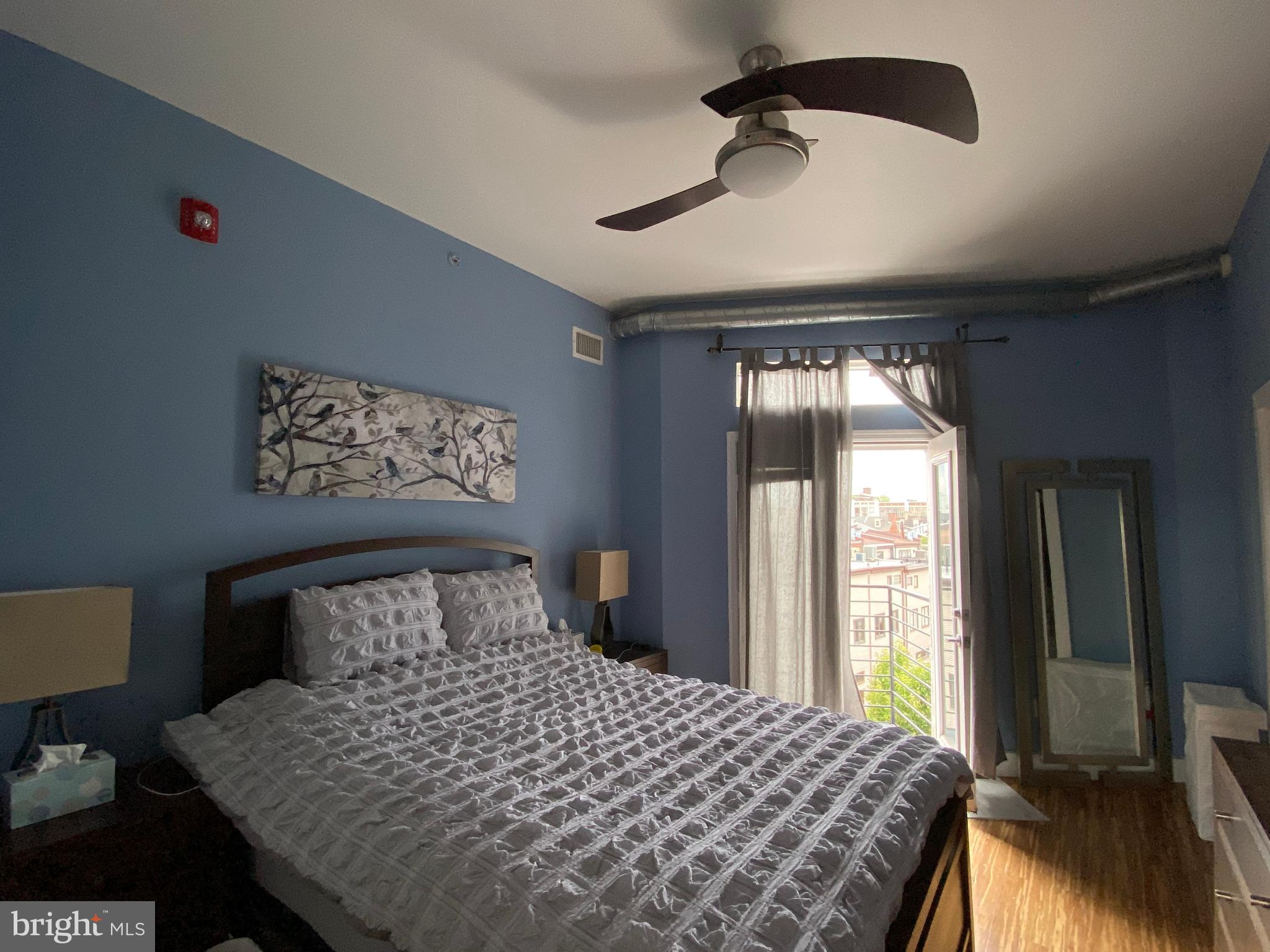 NORTHERN LIBERTIES - Commercial Sale