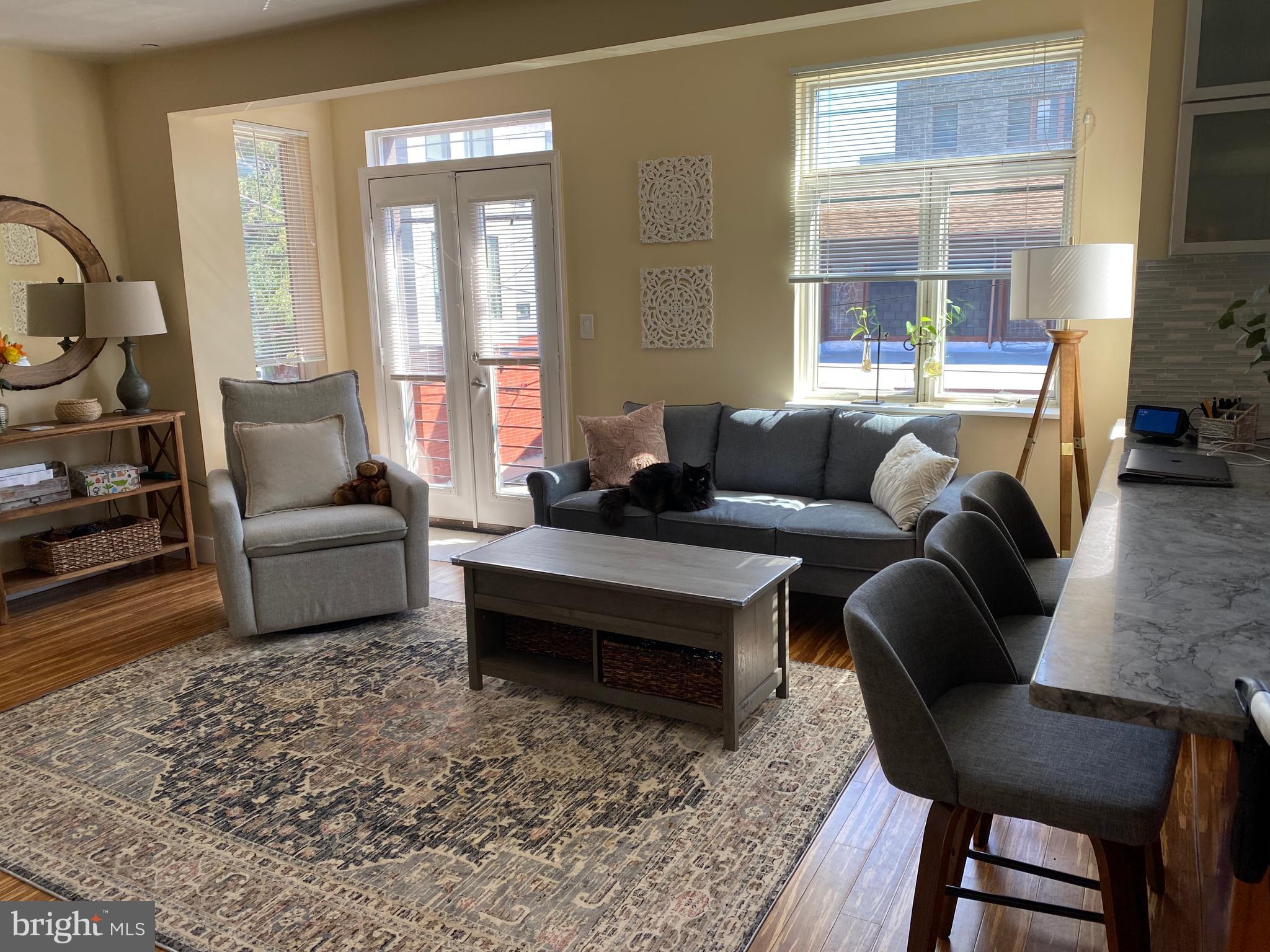 NORTHERN LIBERTIES - Commercial Sale