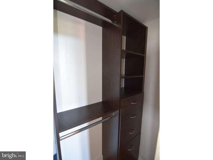 NORTHERN LIBERTIES - Commercial Sale