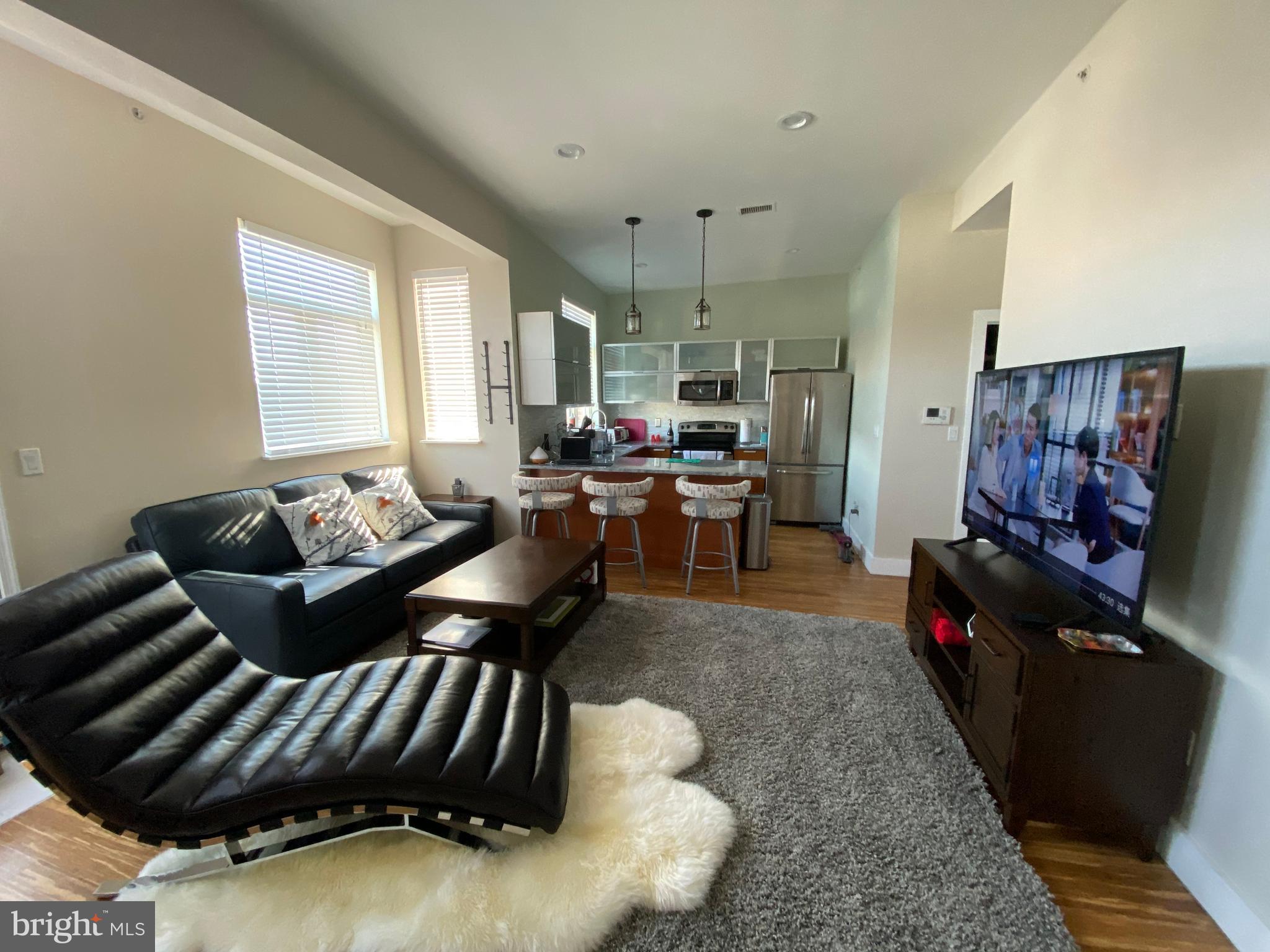NORTHERN LIBERTIES - Commercial Sale