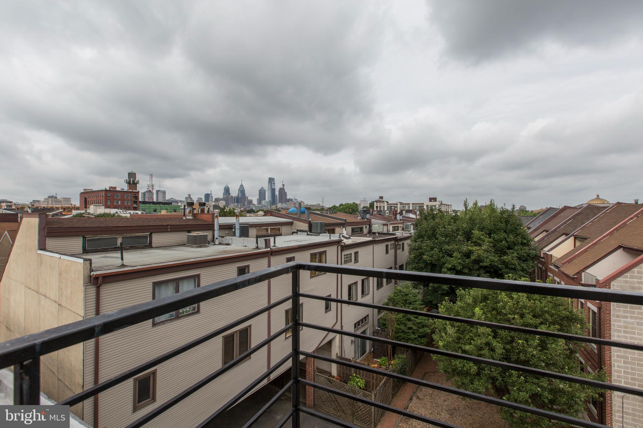 NORTHERN LIBERTIES - Commercial Sale
