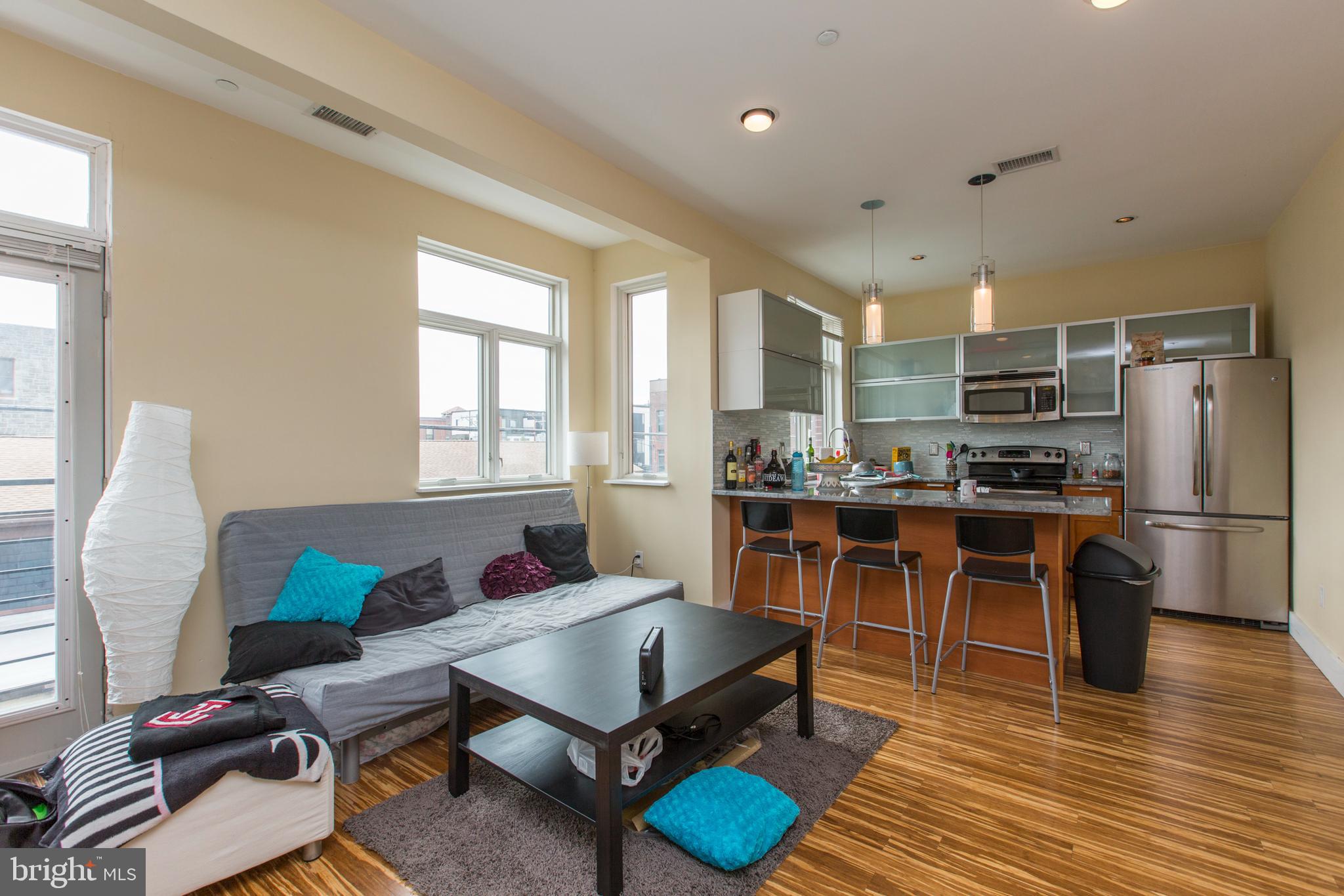 NORTHERN LIBERTIES - Commercial Sale