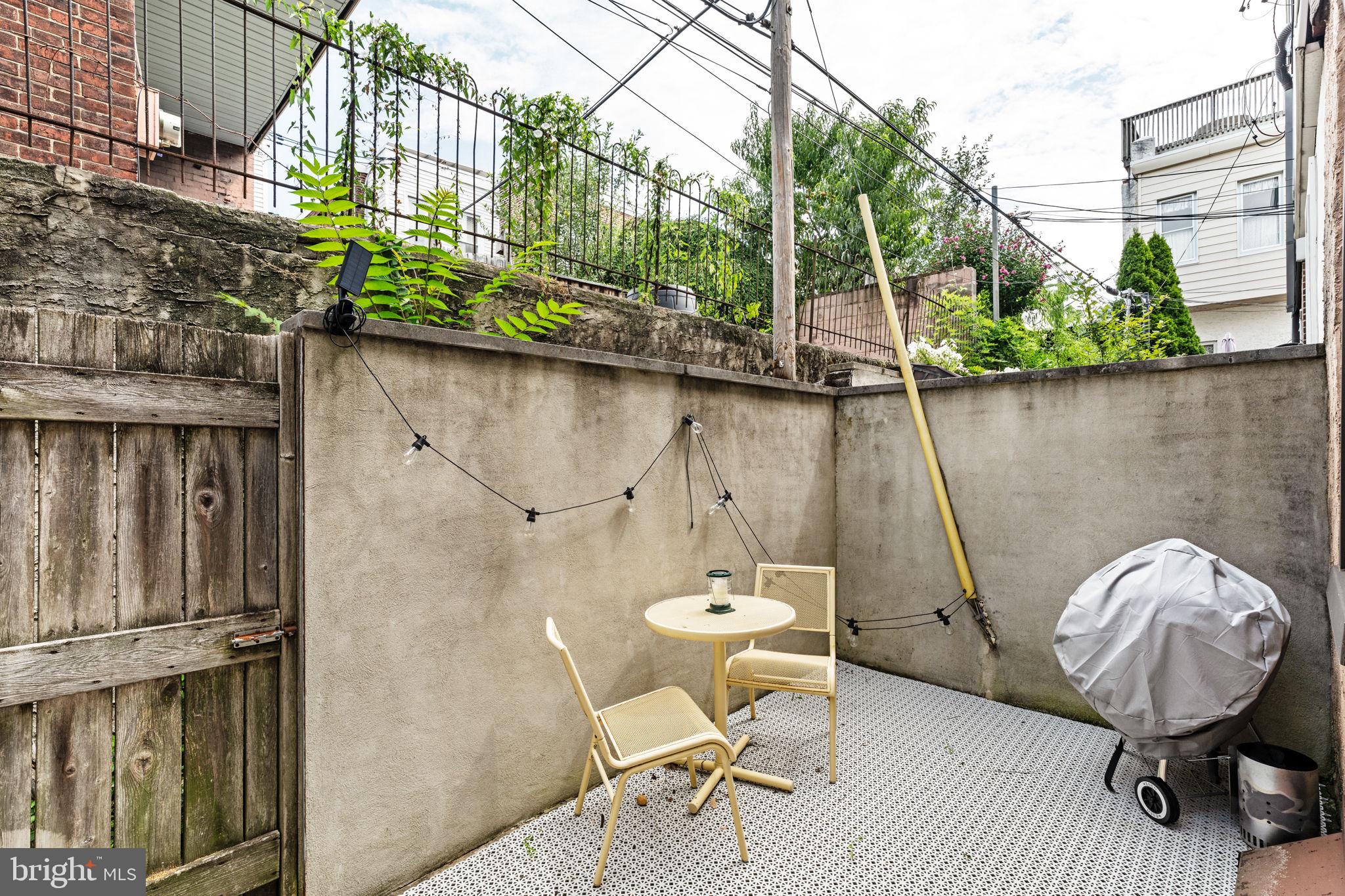 FAIRMOUNT - Residential