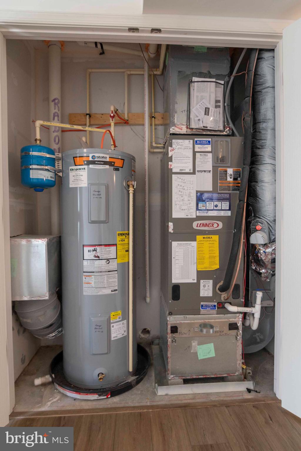 WHISPERING PINES - Residential Lease