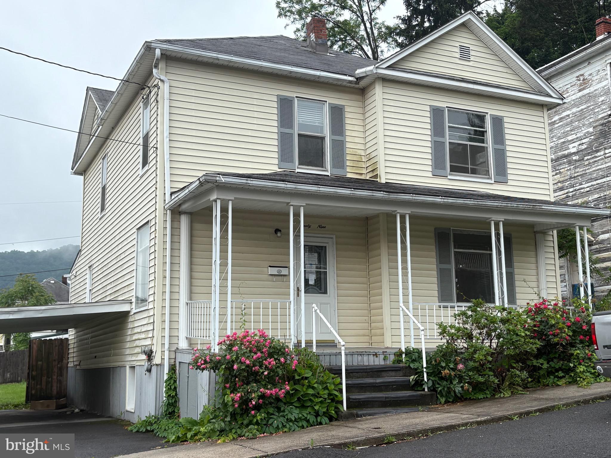 Older 2 story colonial on a large fenced lot. This charming home has tons of character with its original woodwork , spacious rooms, and a reading nook on the second floor. Features 3 bedrooms, 1.5 baths. Don't miss out , call today for your showing appointment!