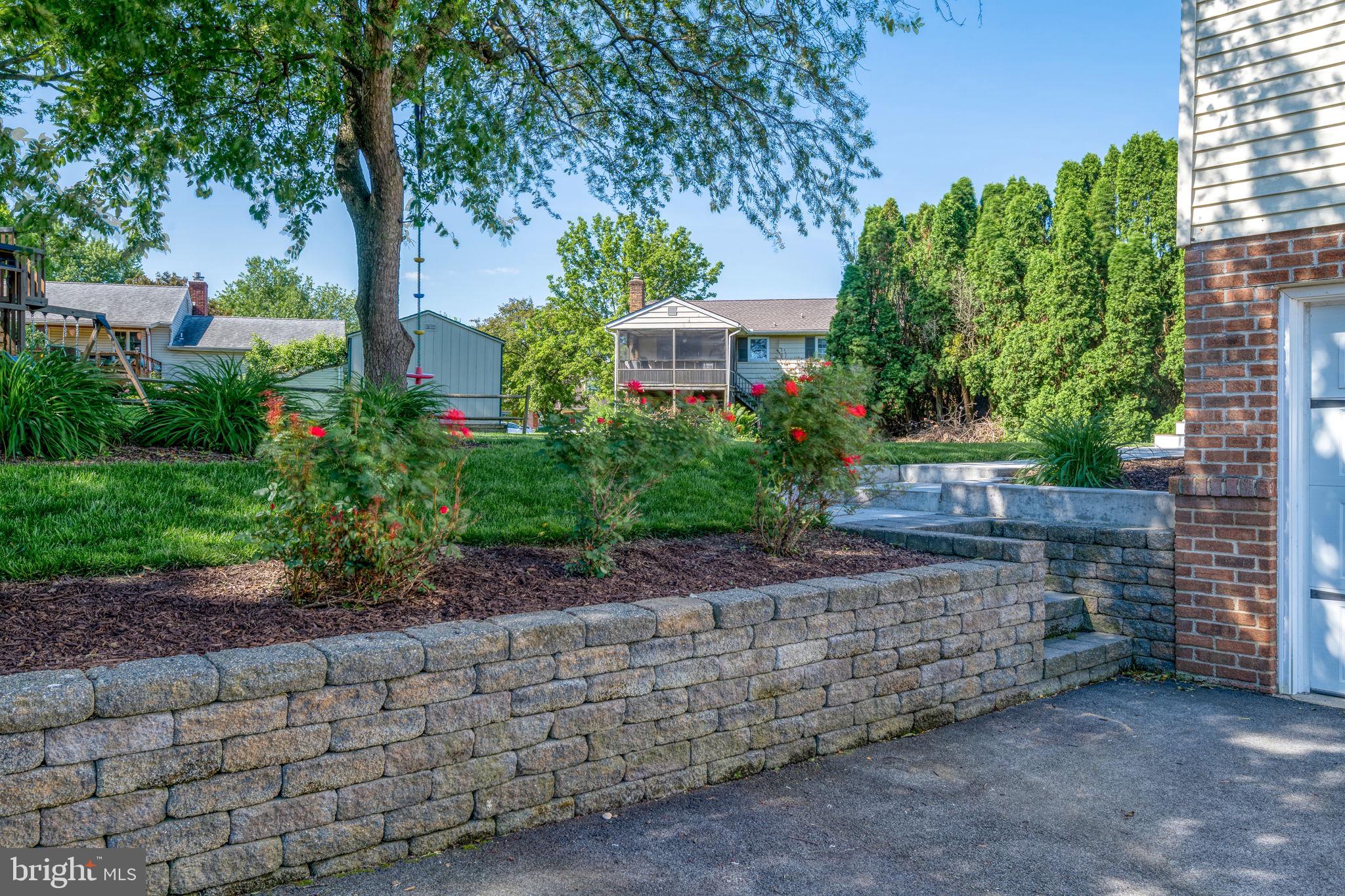 2436 ELLENDALE DRIVE