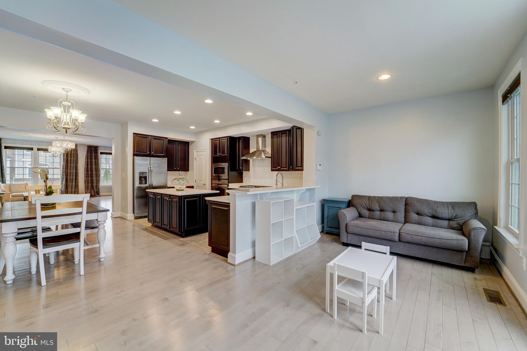 DEEP CREEK VILLAGE - Residential