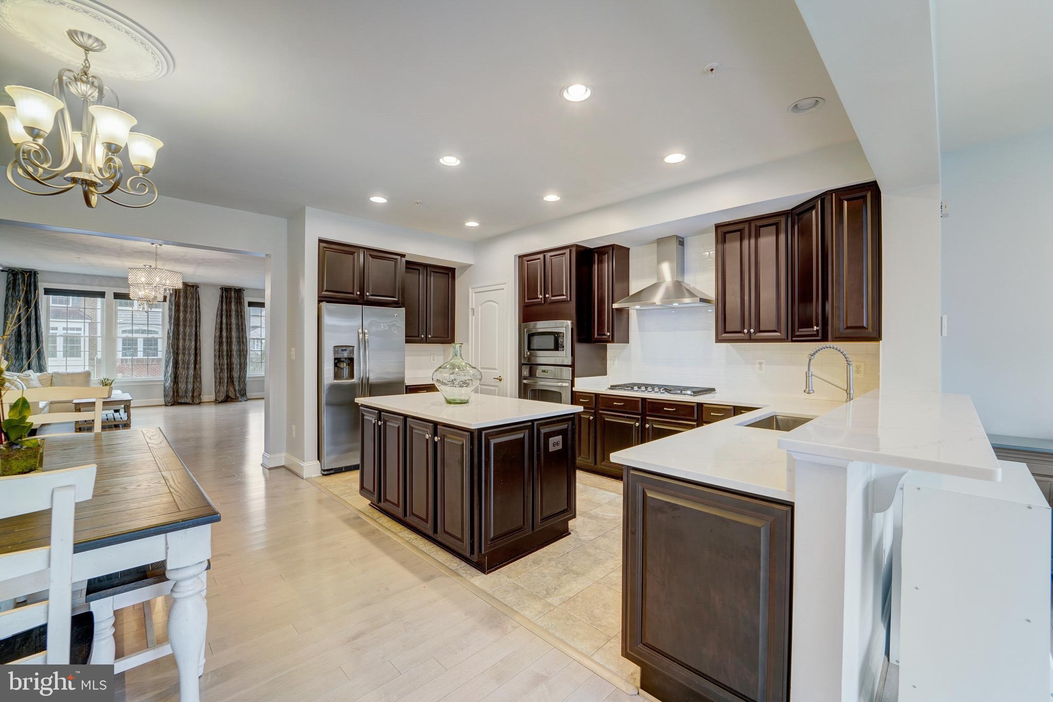 DEEP CREEK VILLAGE - Residential