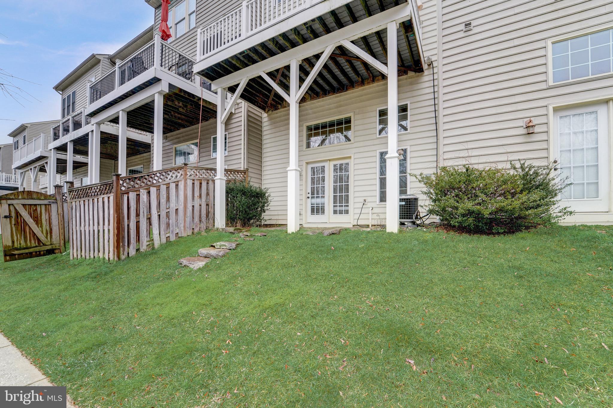 DEEP CREEK VILLAGE - Residential