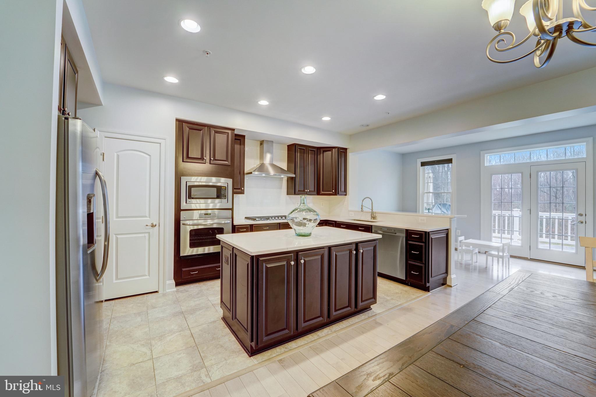 DEEP CREEK VILLAGE - Residential