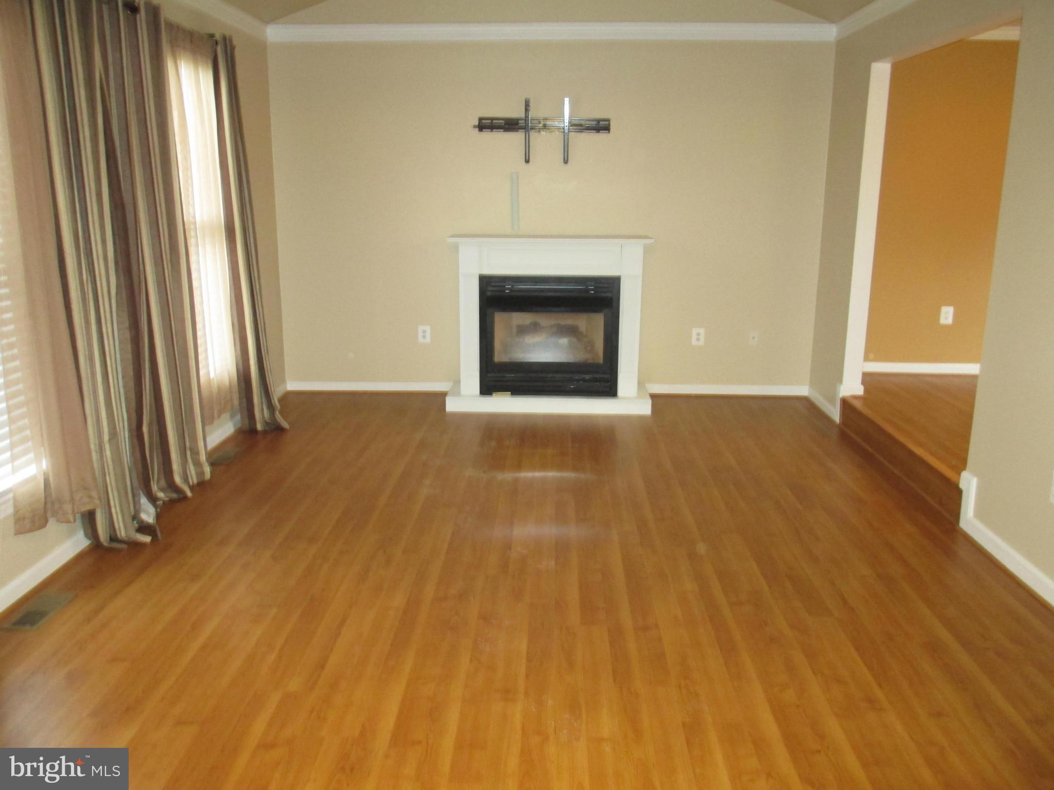 RAINTREE - Residential Lease