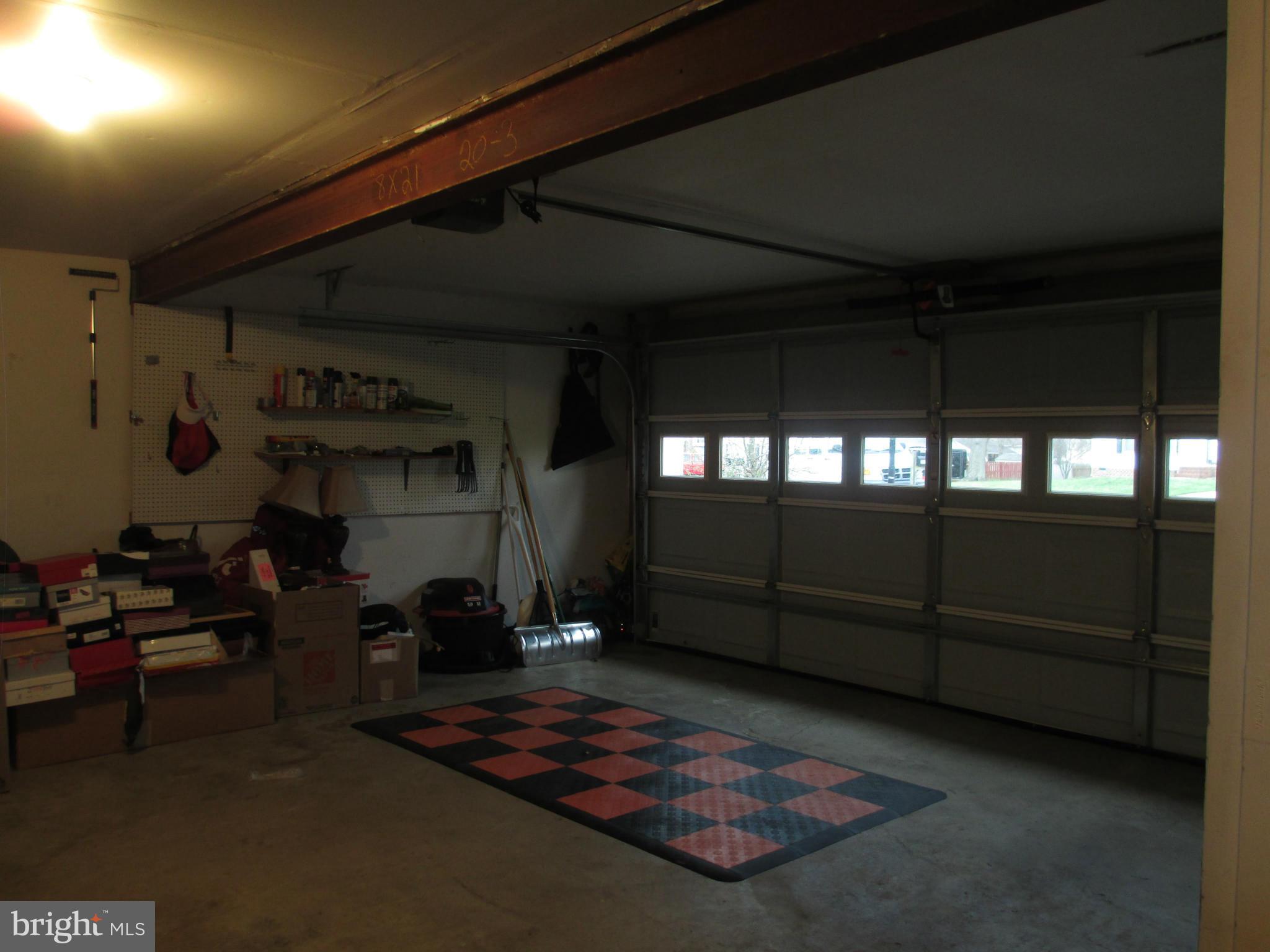 RAINTREE - Residential Lease