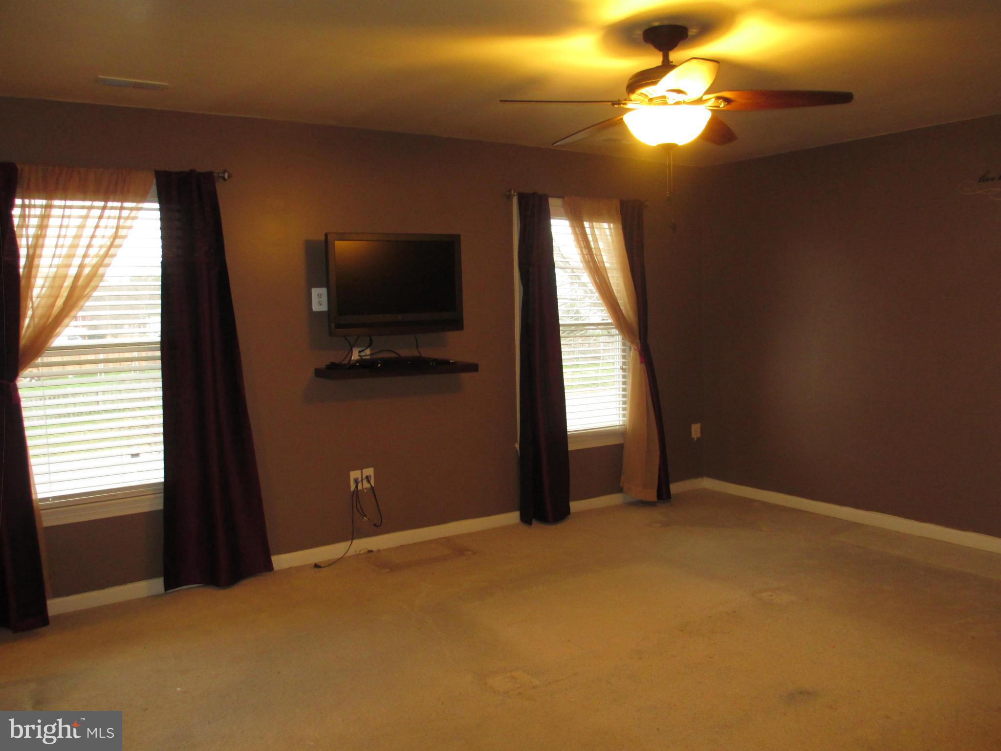 RAINTREE - Residential Lease