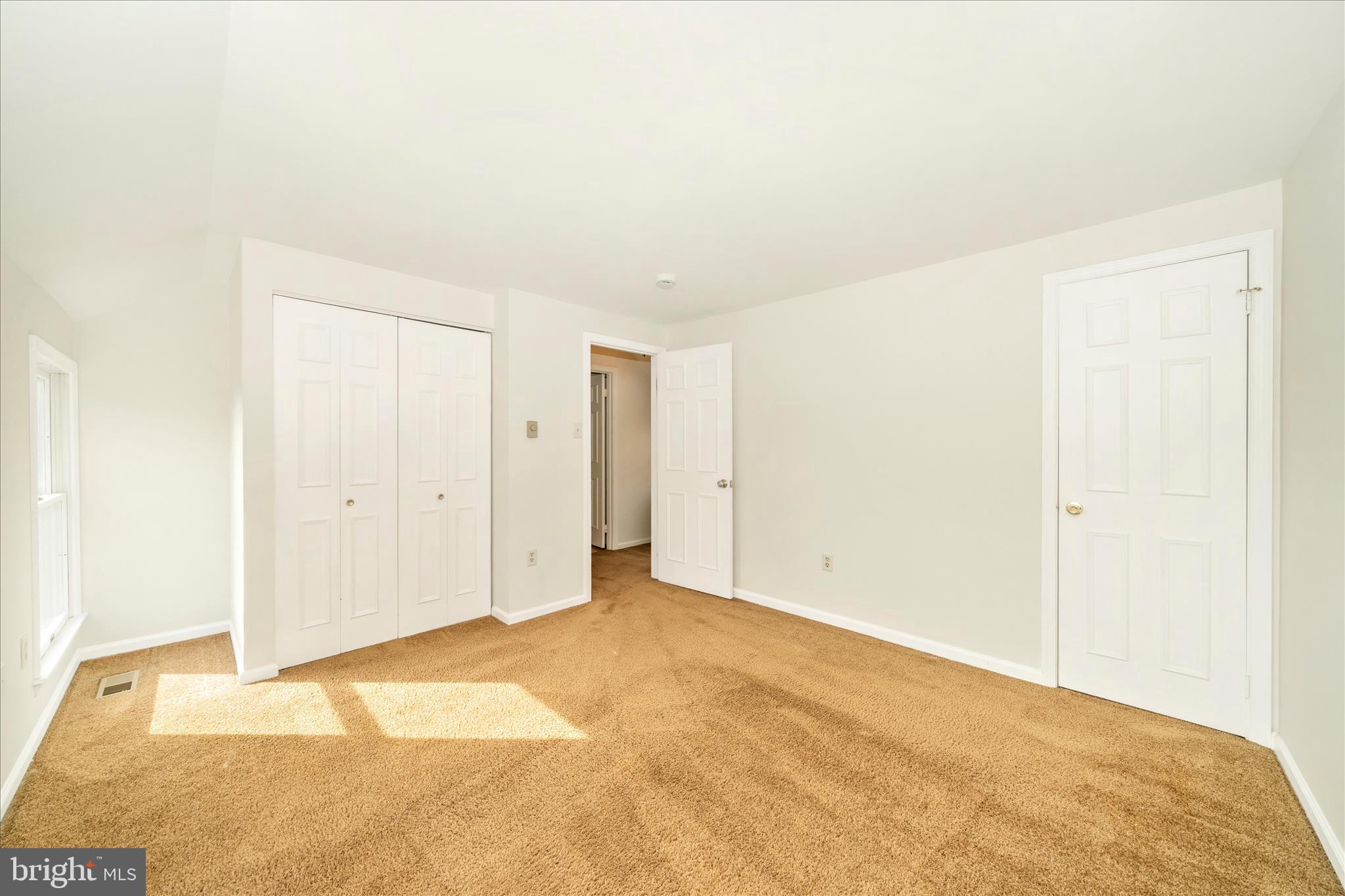 SPONSELLERS ADDITION - Residential Lease