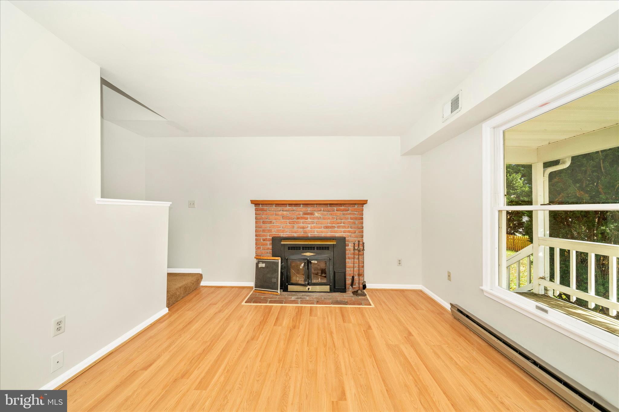 SPONSELLERS ADDITION - Residential Lease