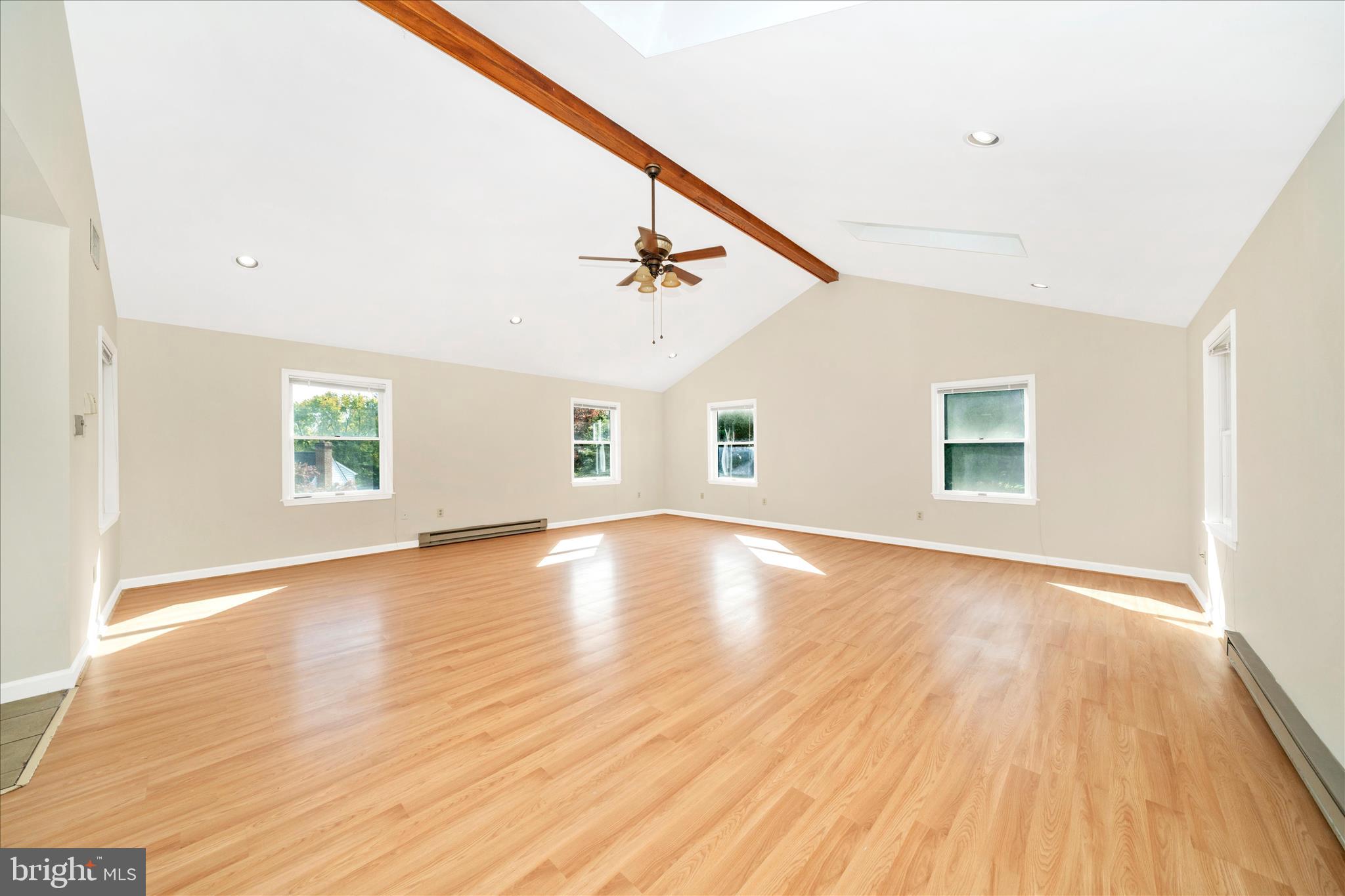 SPONSELLERS ADDITION - Residential Lease