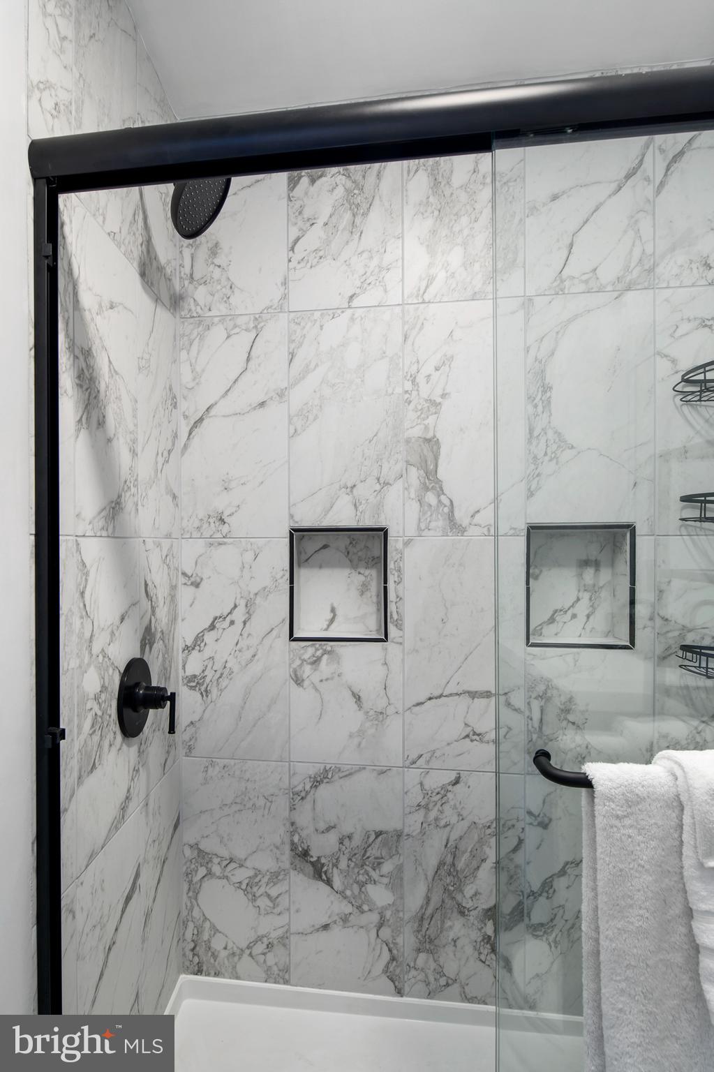 CHAPEL GLEN - Residential