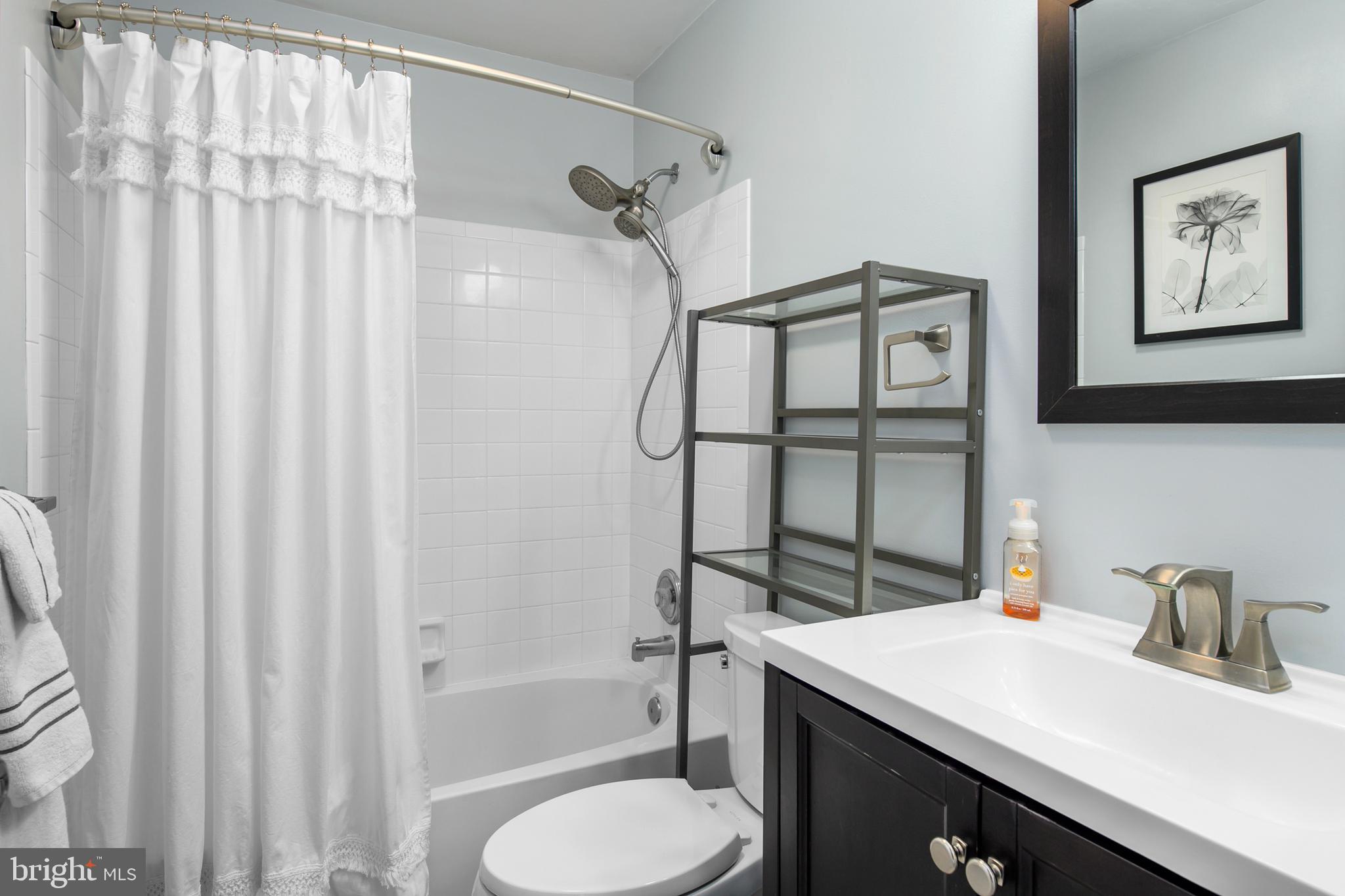 CHAPEL GLEN - Residential